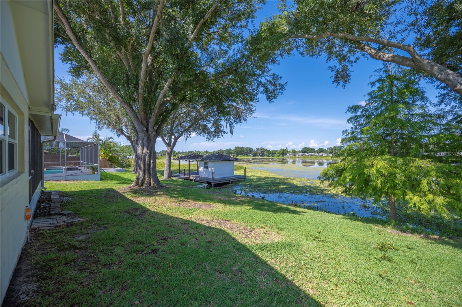 Image 27 of 35 For 1049 Waterview Point