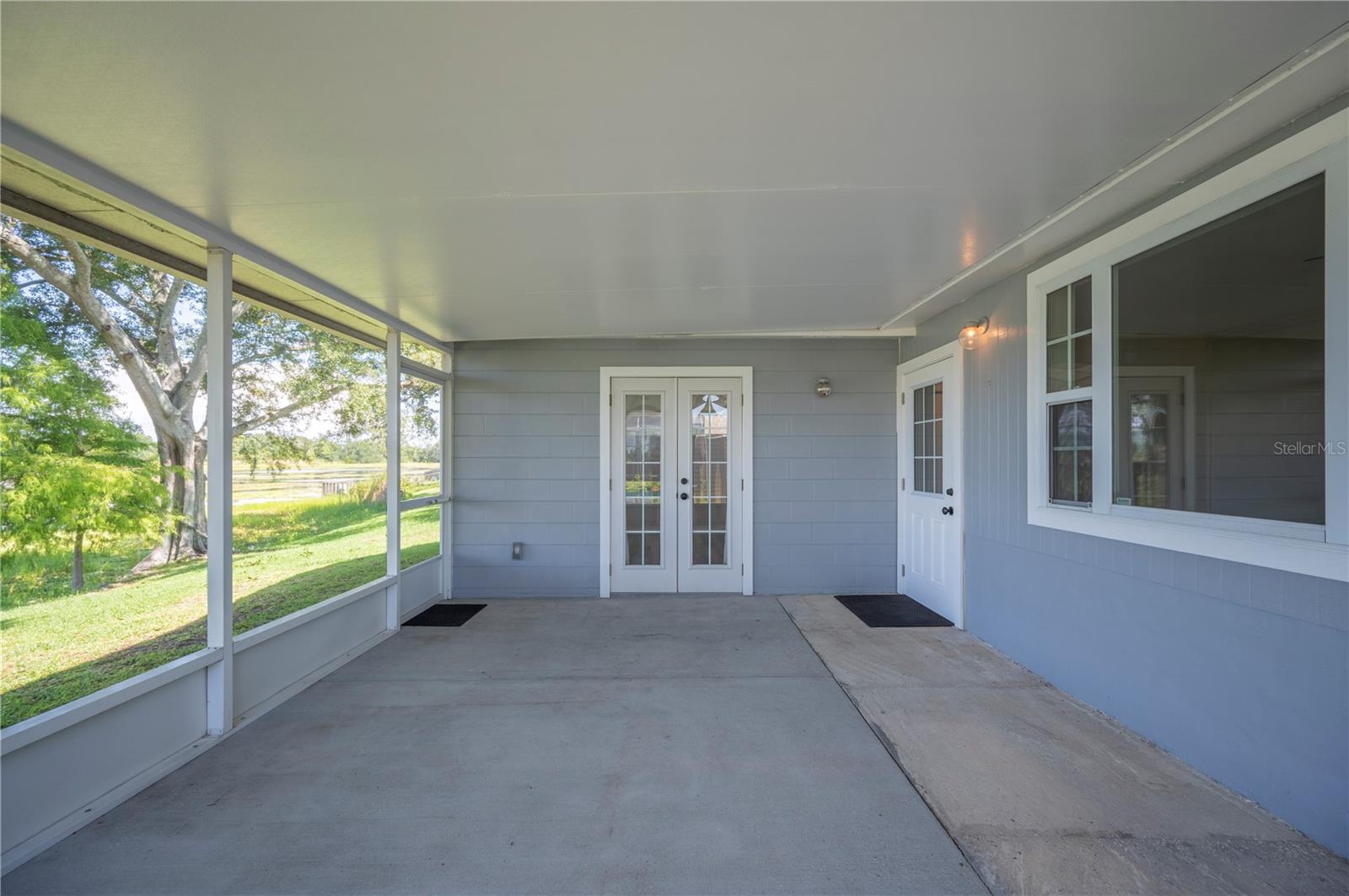 Image 34 of 35 For 1049 Waterview Point