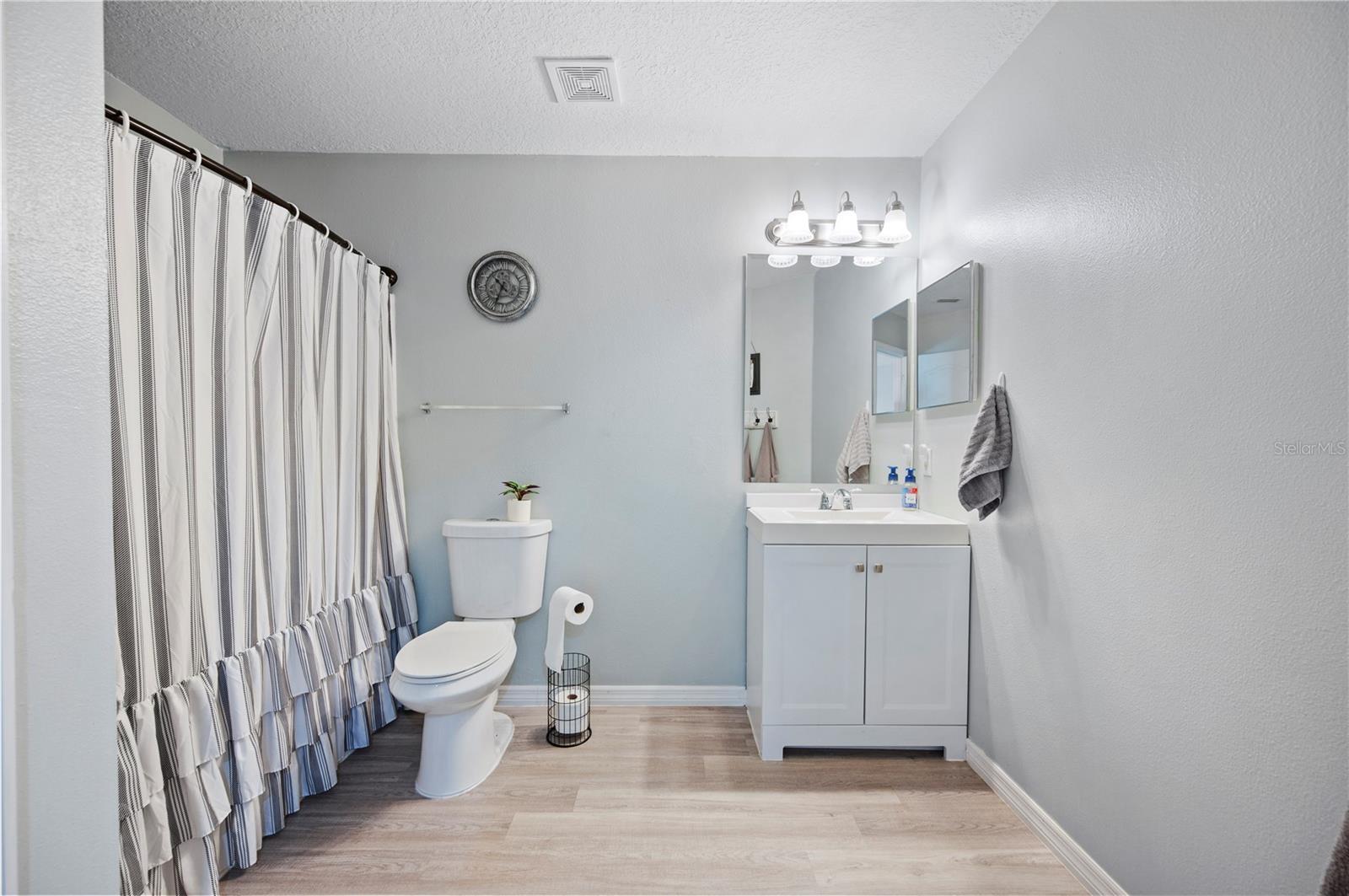Image 25 of 42 For 2228 Blackwood Drive