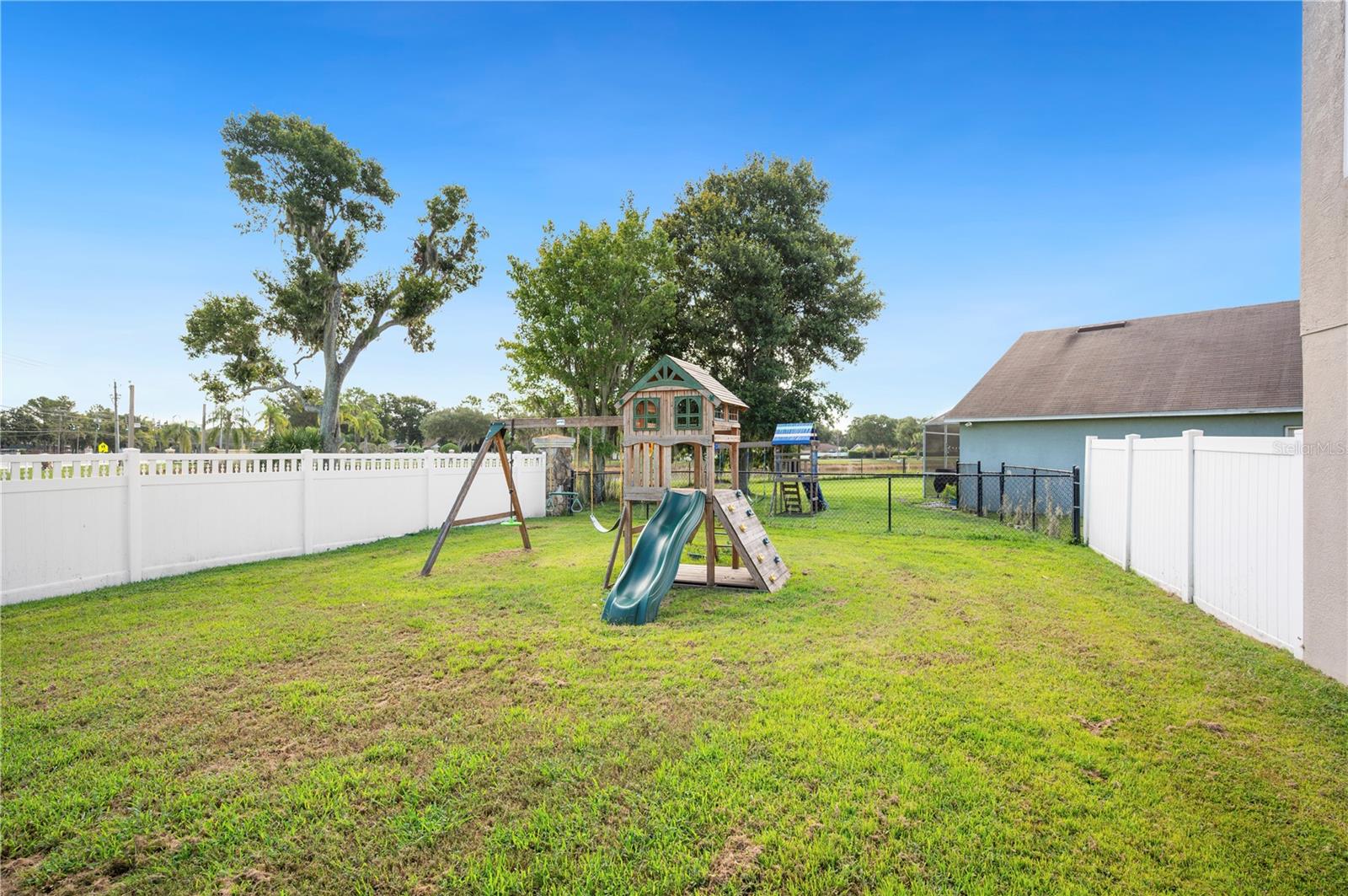 Image 40 of 42 For 2228 Blackwood Drive