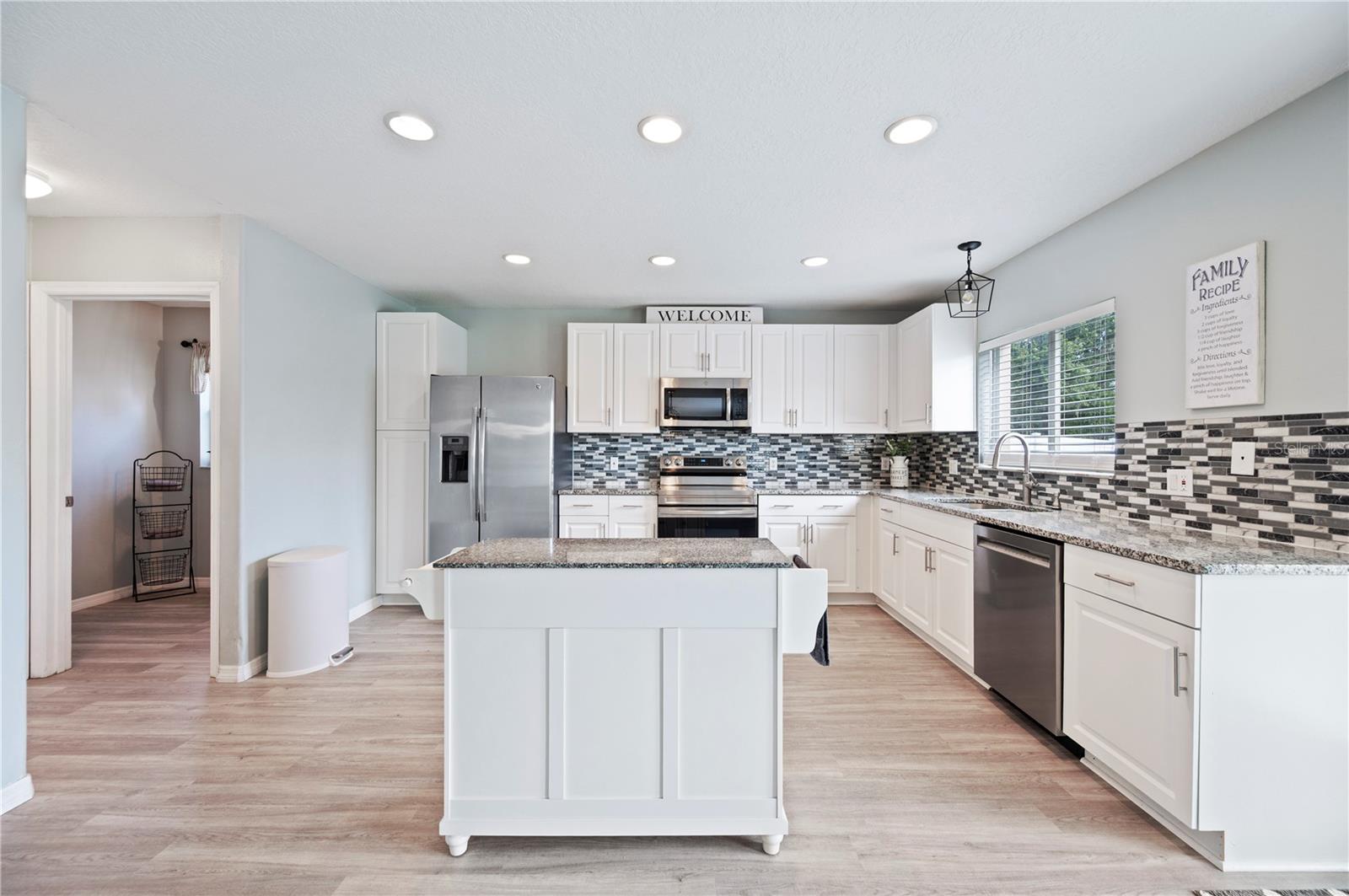 Image 7 of 42 For 2228 Blackwood Drive