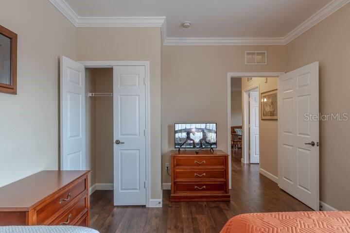 Image 19 of 32 For 8010 Tuscany Way  5305