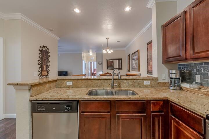 Image 9 of 32 For 8010 Tuscany Way  5305