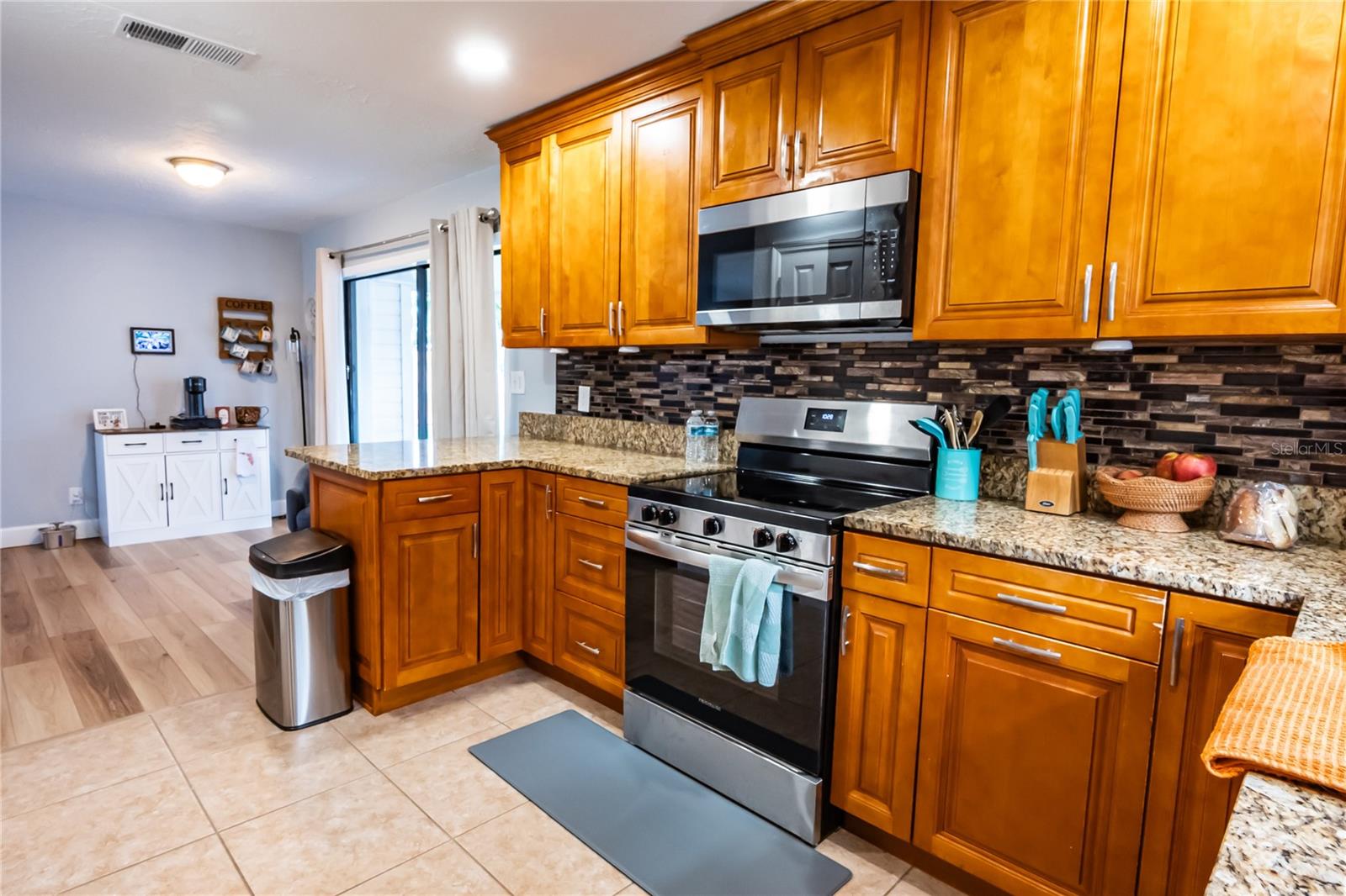Image 12 of 49 For 5713 86th Avenue N