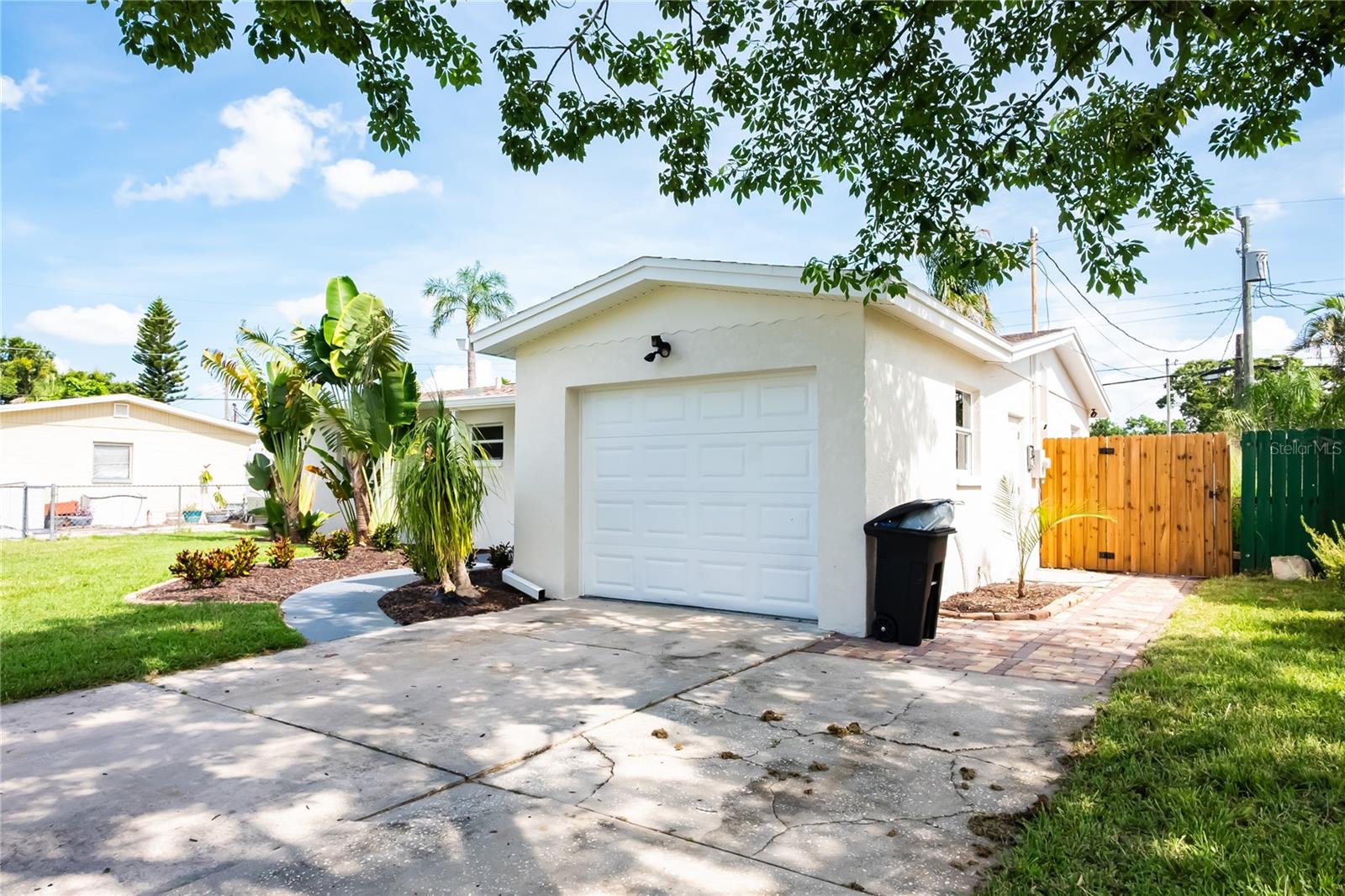 Image 3 of 49 For 5713 86th Avenue N