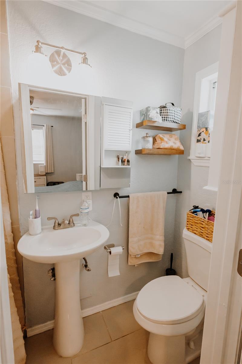 Image 32 of 49 For 5713 86th Avenue N