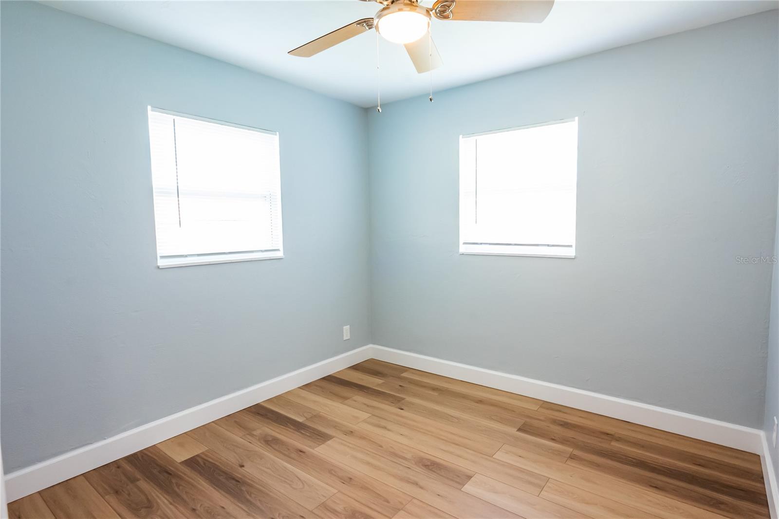 Image 35 of 49 For 5713 86th Avenue N