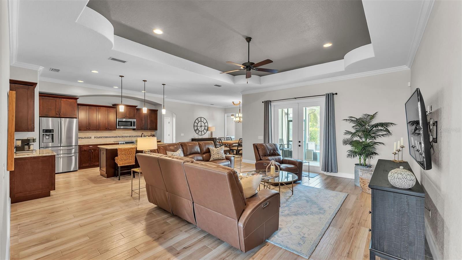 Image 3 of 61 For 7107 Highlands Creek Avenue