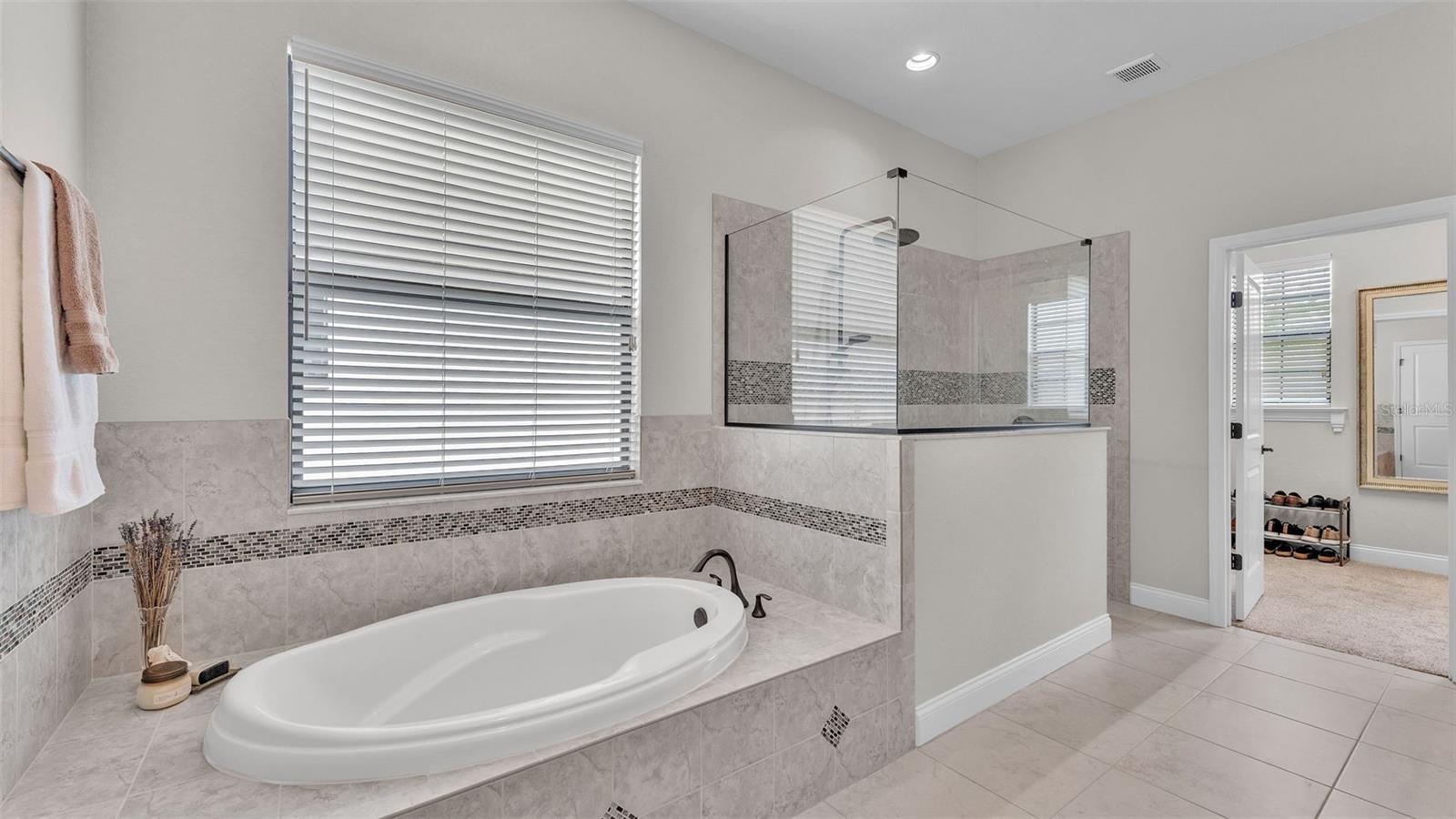 Image 30 of 61 For 7107 Highlands Creek Avenue