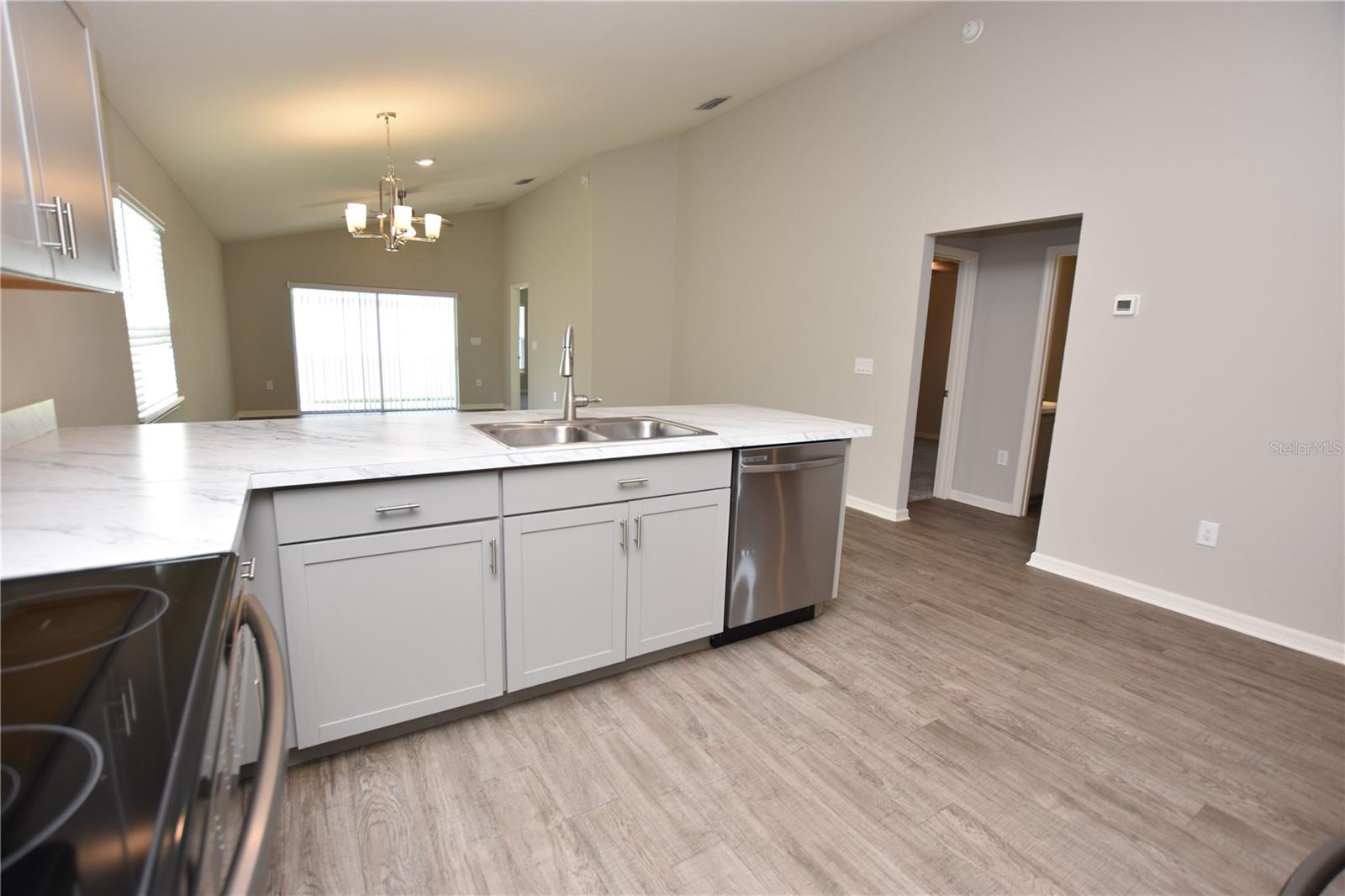 Image 6 of 35 For 372 Cascara Lane