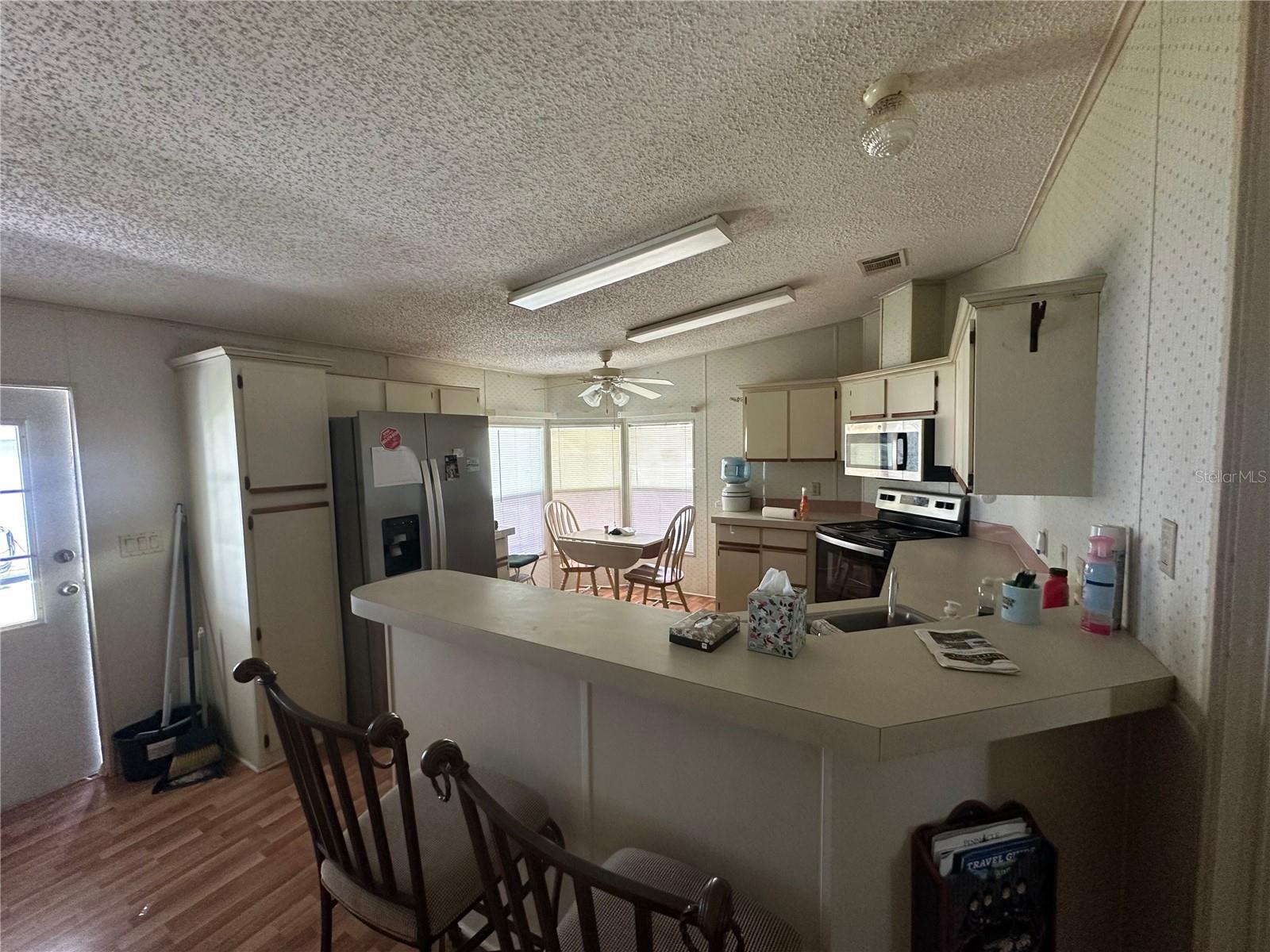 Image 5 of 23 For 6300 Bayberry Boulevard Ne
