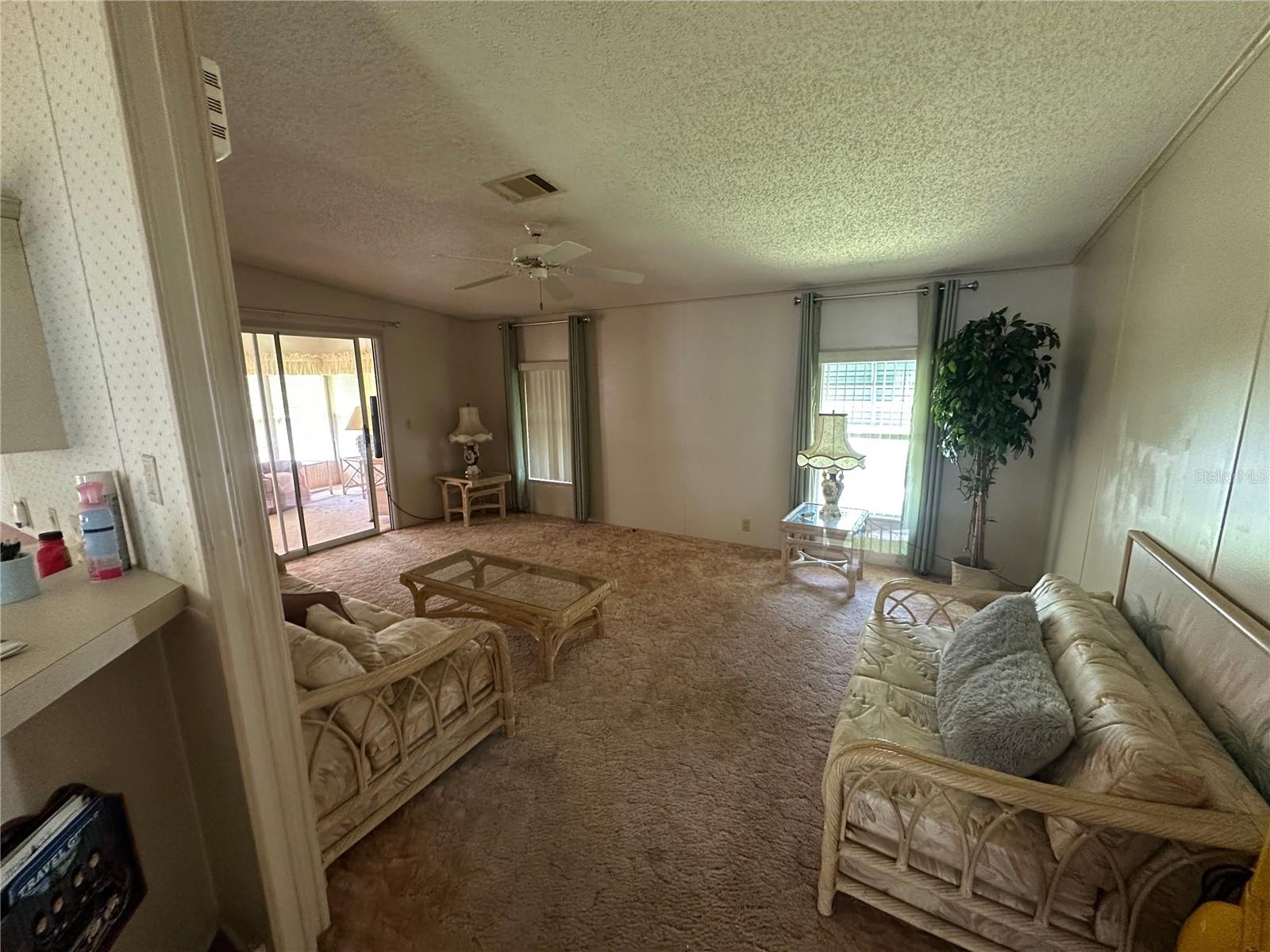 Image 6 of 23 For 6300 Bayberry Boulevard Ne