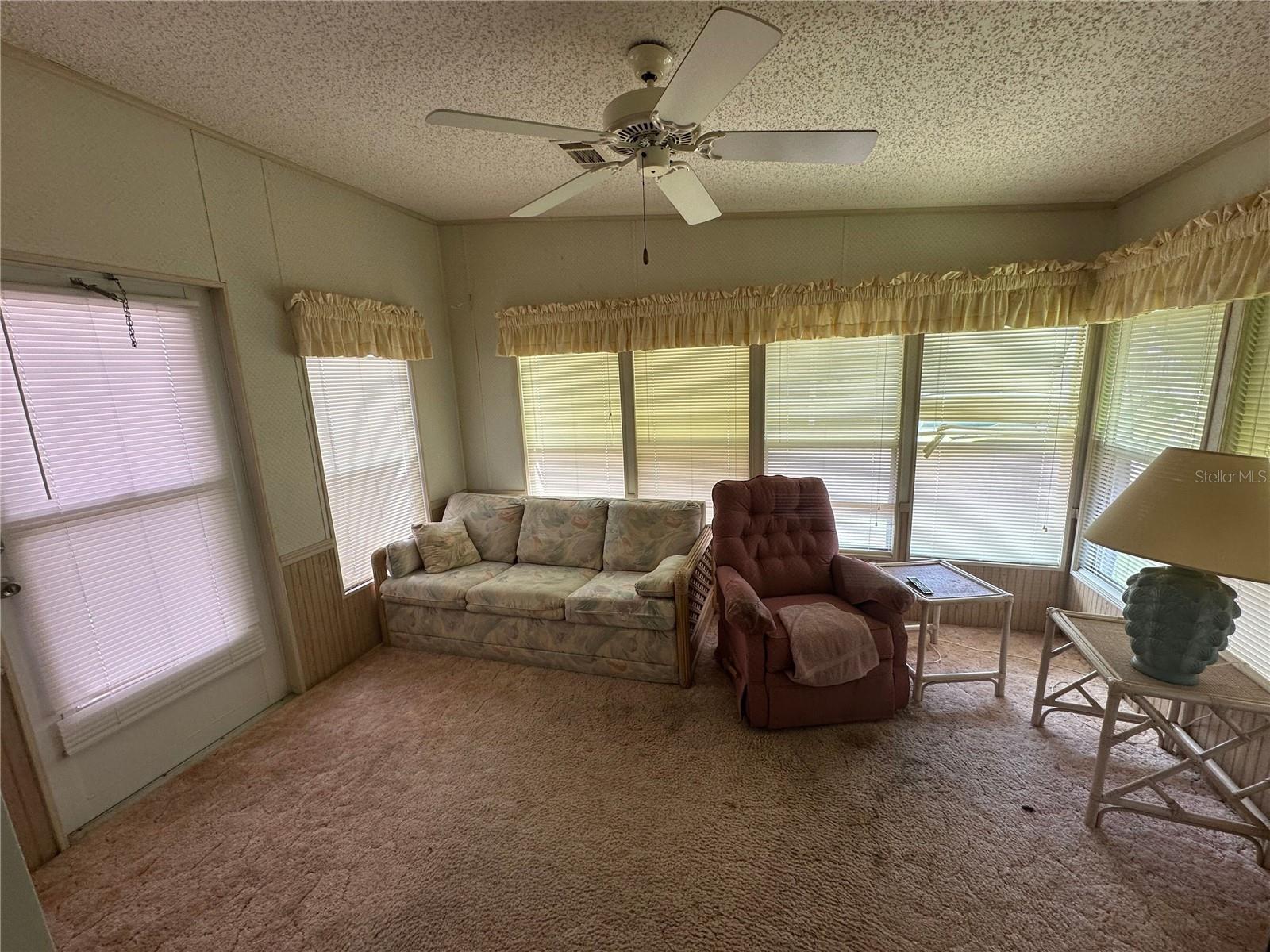 Image 8 of 23 For 6300 Bayberry Boulevard Ne
