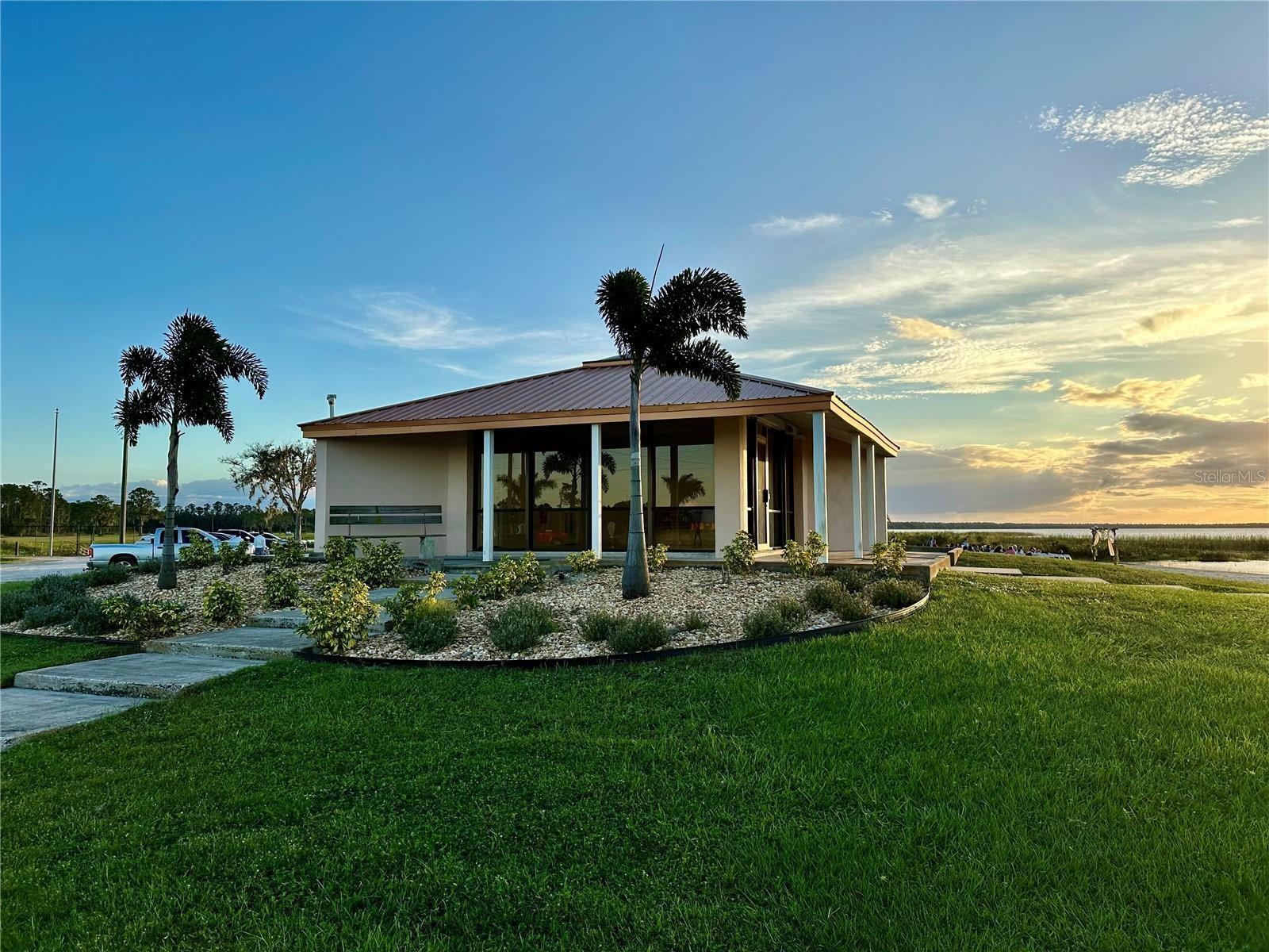 Image 20 of 24 For 113 Bougainville Drive