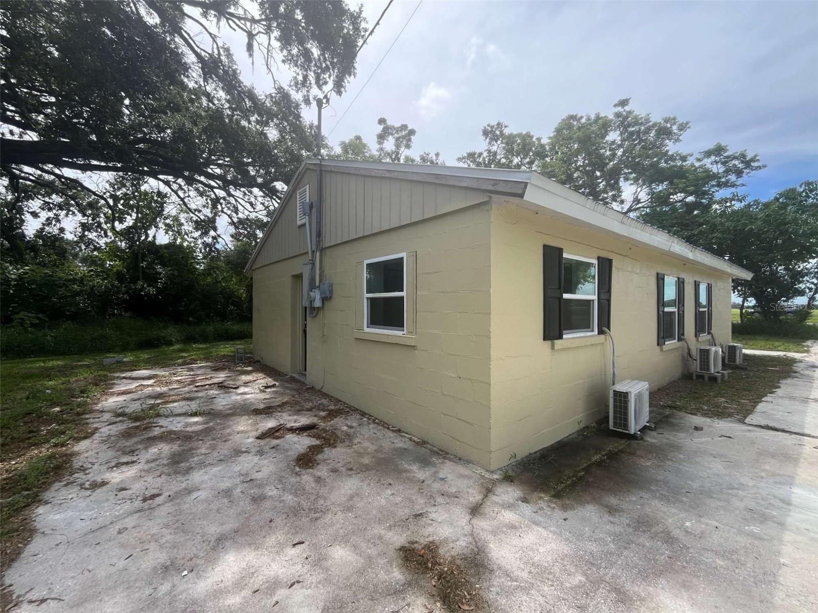 Image 10 of 11 For 8170 State Road 60 E