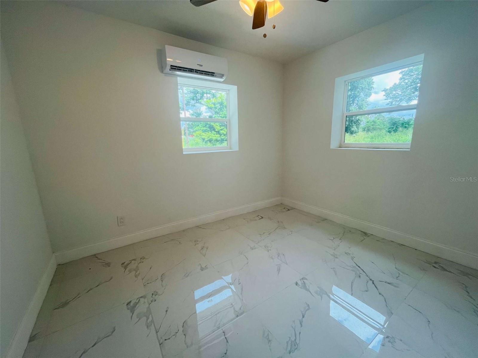 Image 7 of 11 For 8170 State Road 60 E