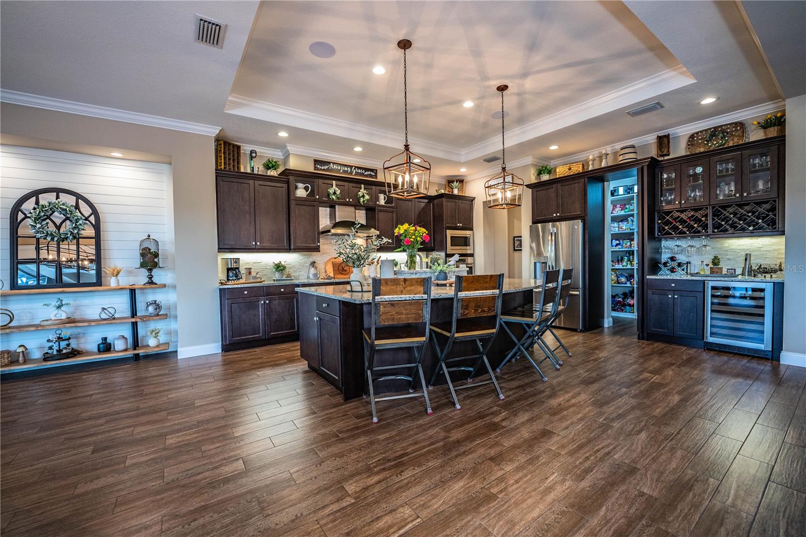 Image 16 of 49 For 3913 Grandefield Circle