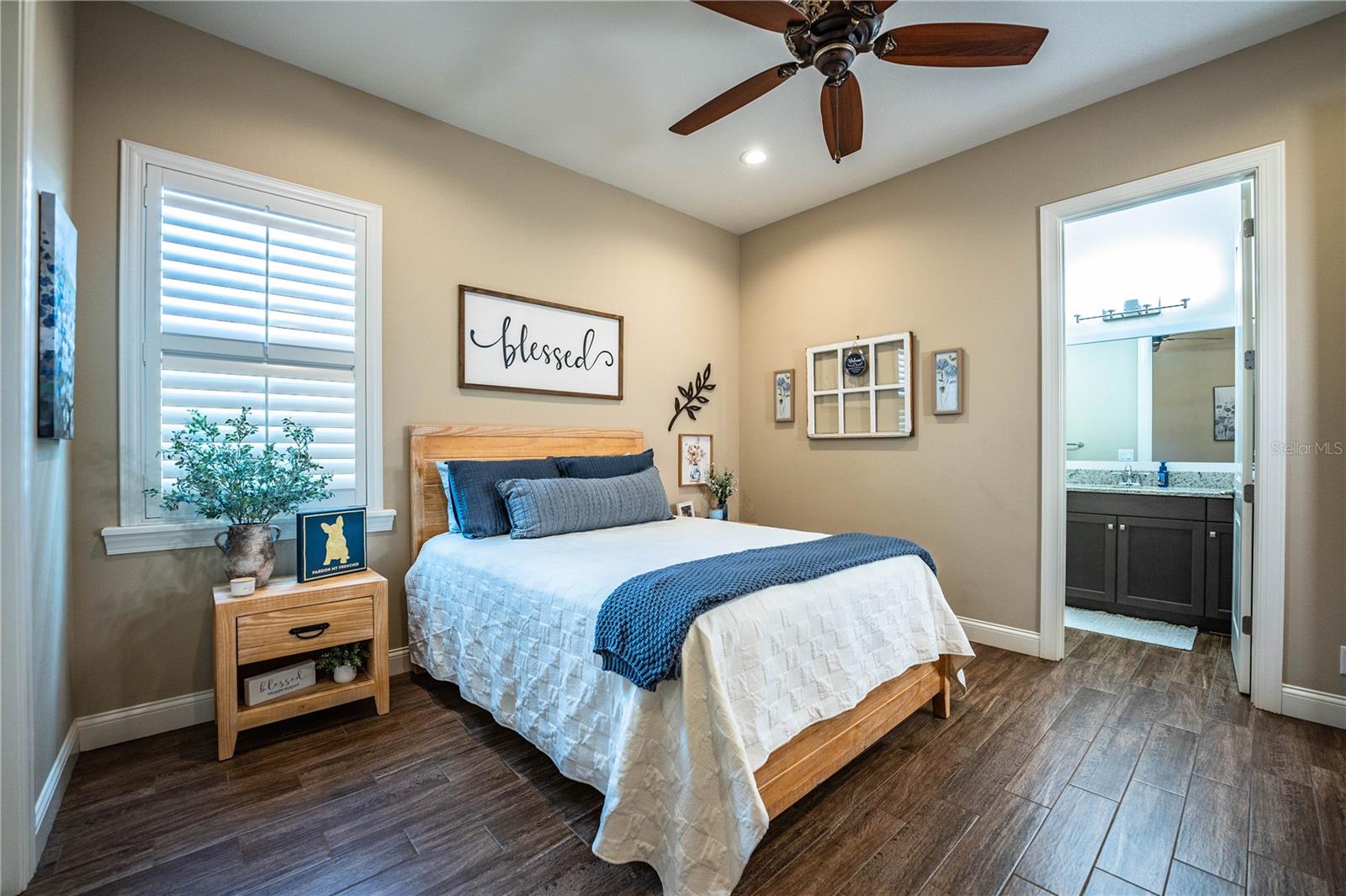 Image 21 of 49 For 3913 Grandefield Circle