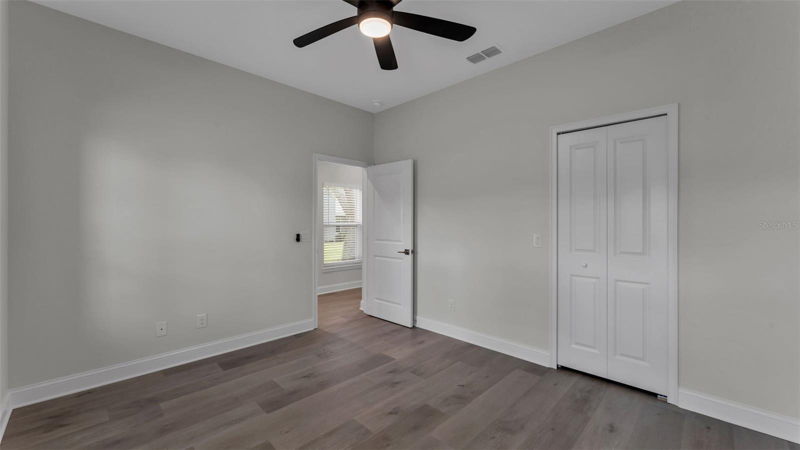 Image 14 of 33 For 1640 Pearce Road