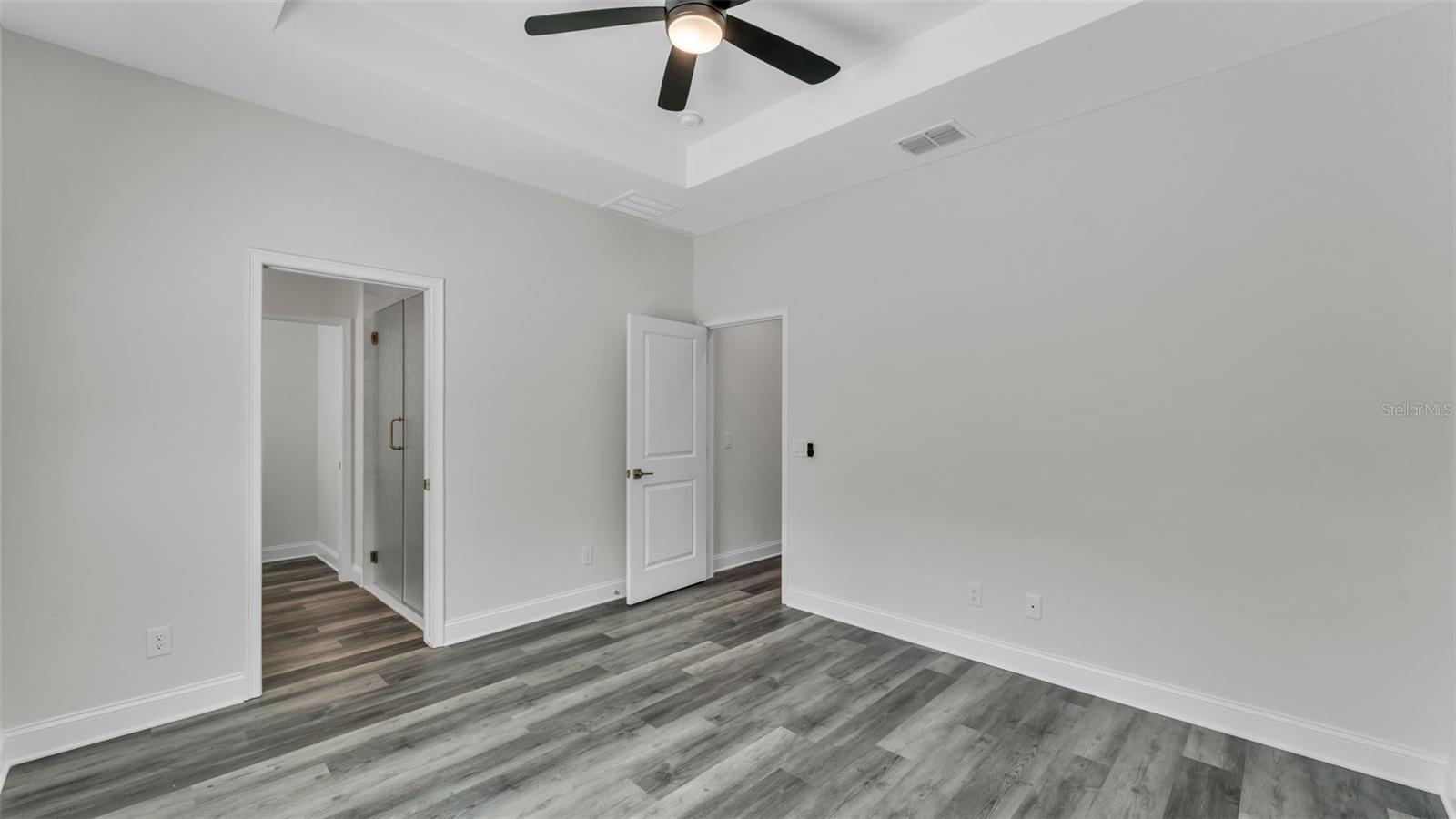 Image 19 of 37 For 1650 Pearce Road