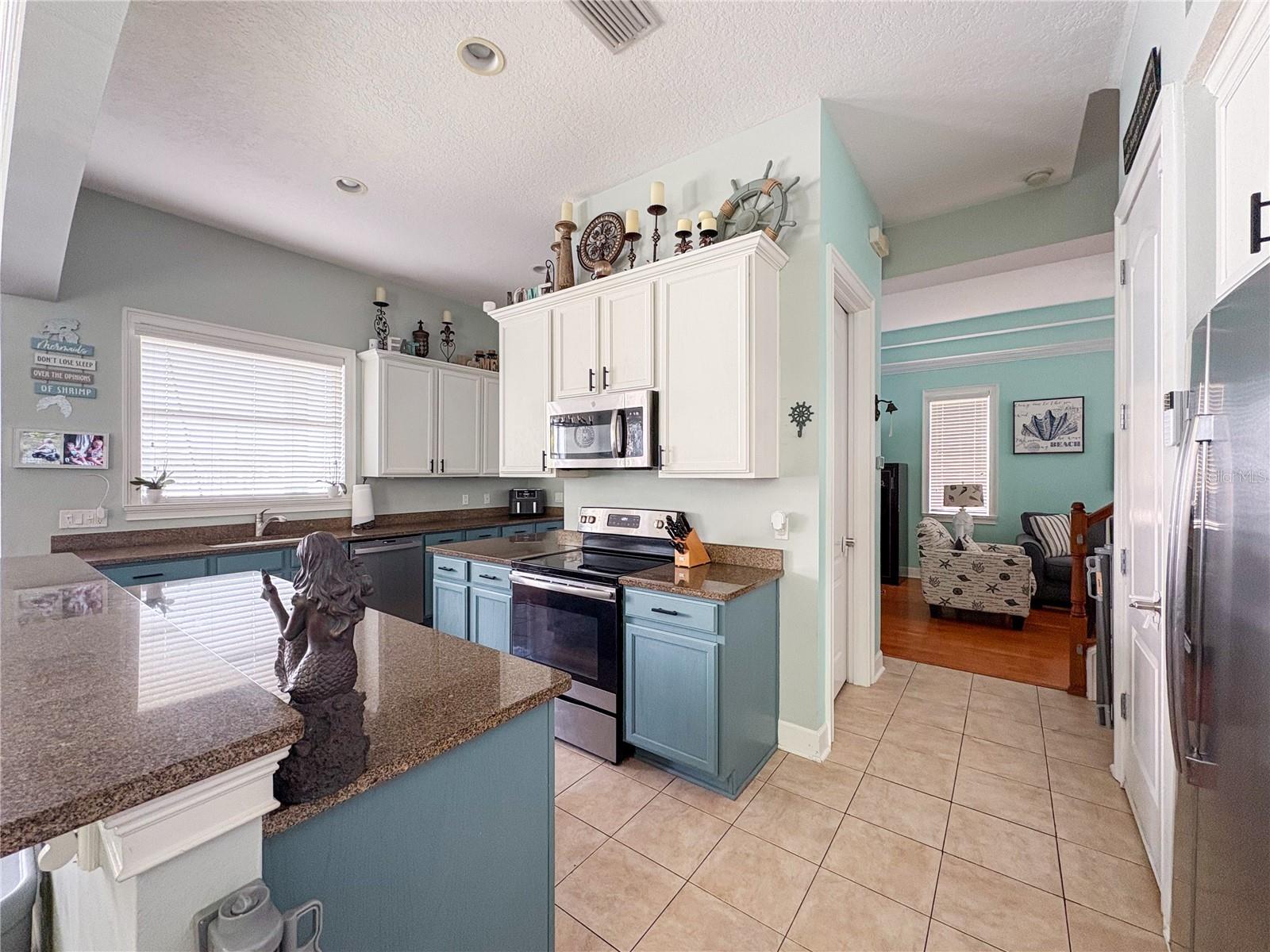 Image 9 of 48 For 6539 Simone Shores Circle