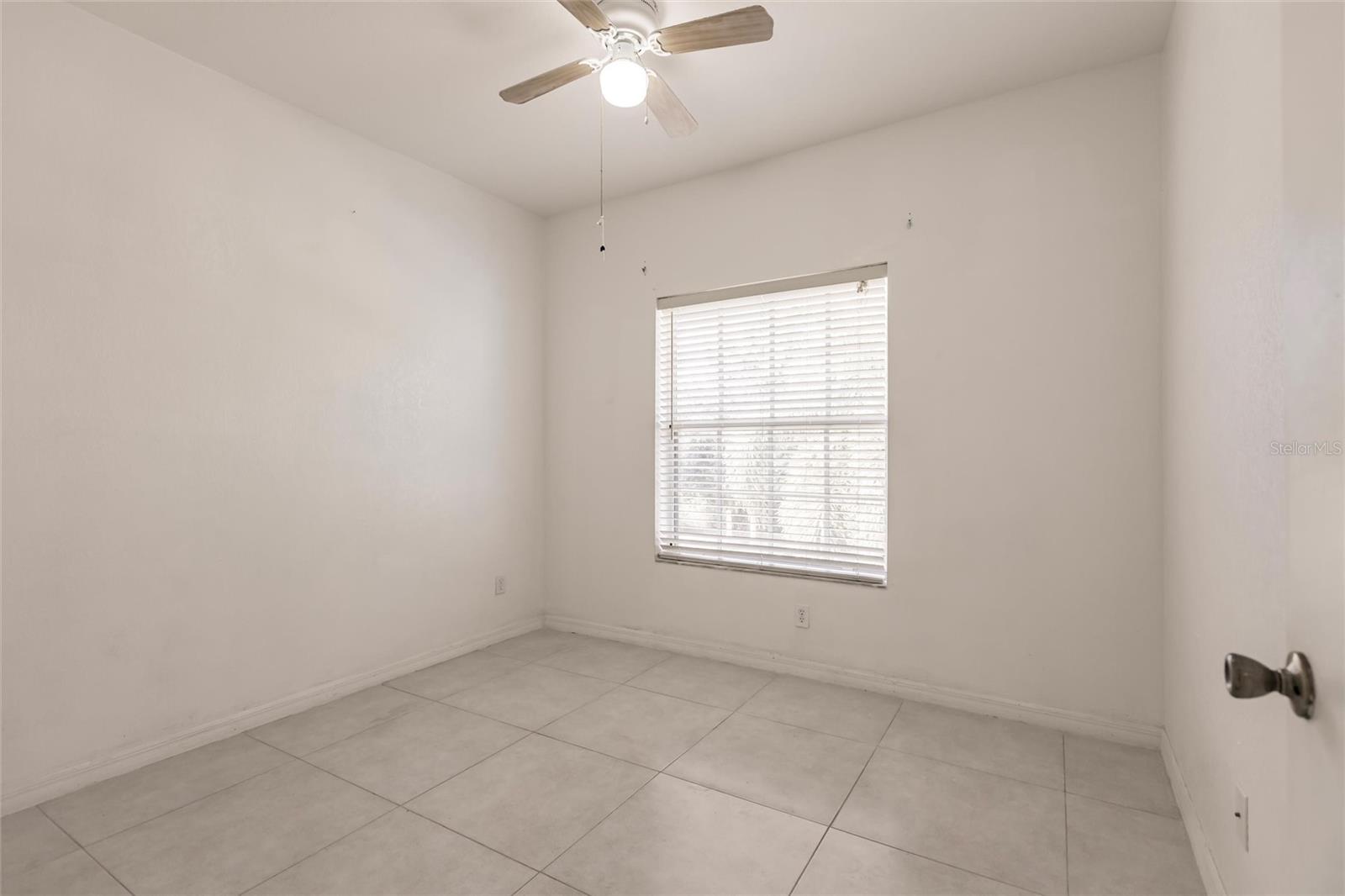 Image 22 of 39 For 8408 Bernwood Cove Loop 1712