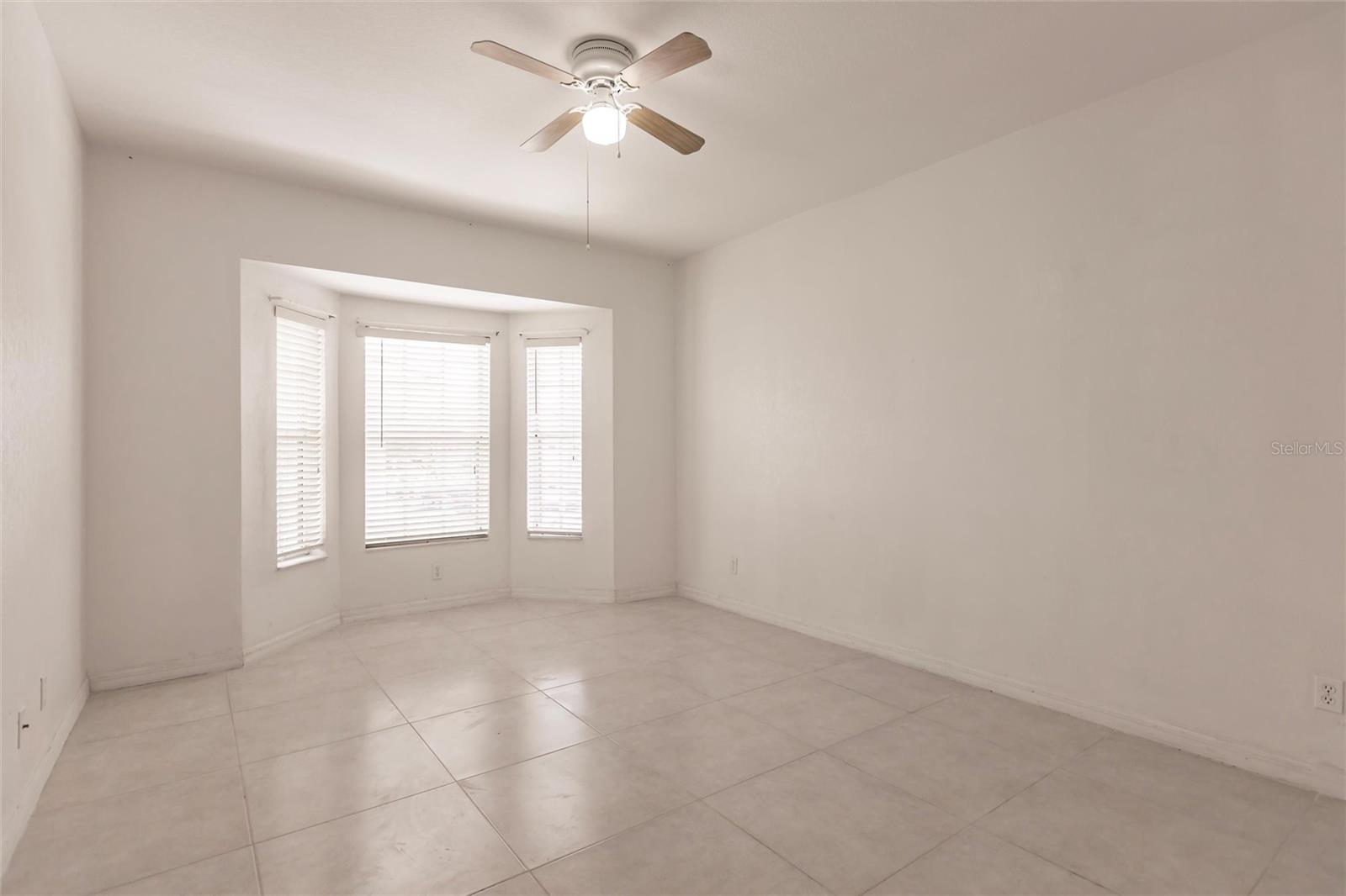 Image 33 of 39 For 8408 Bernwood Cove Loop 1712