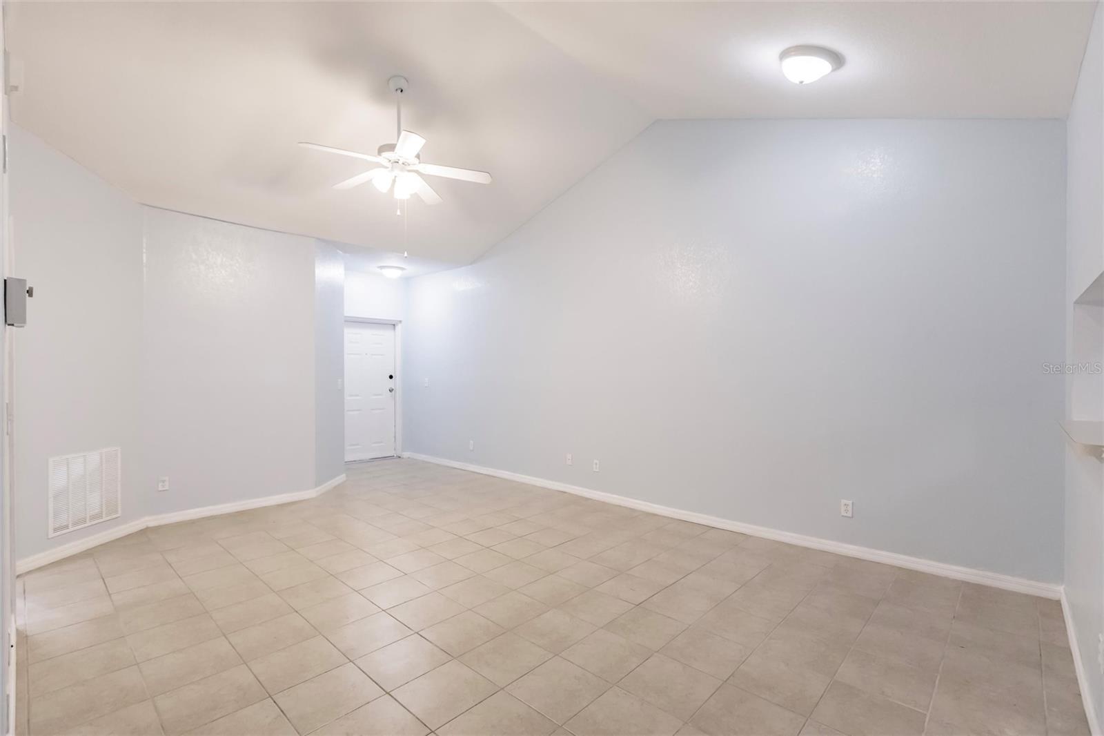 Image 34 of 39 For 8408 Bernwood Cove Loop 1712