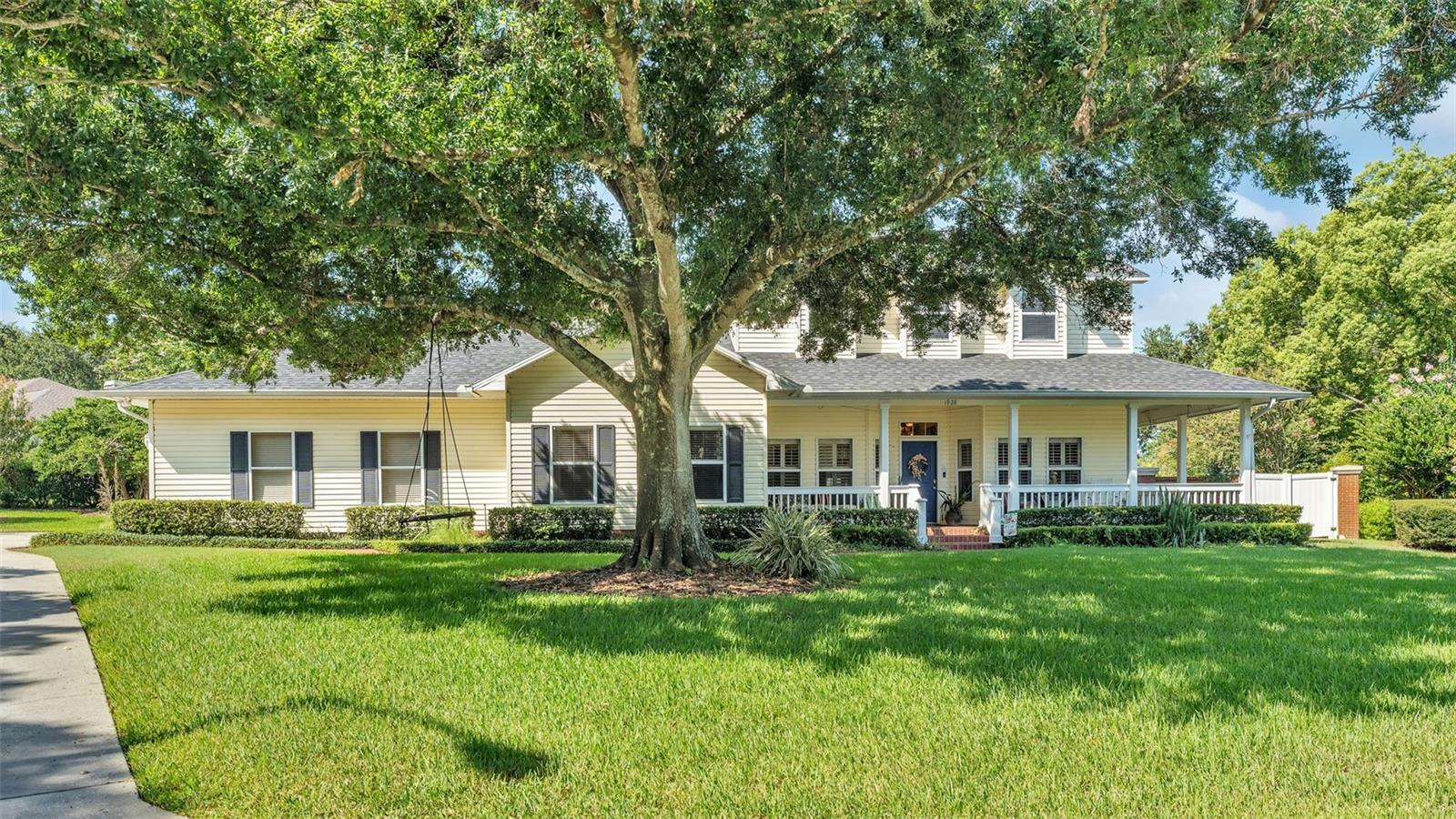 Details for 1928 Vista View Drive, LAKELAND, FL 33813