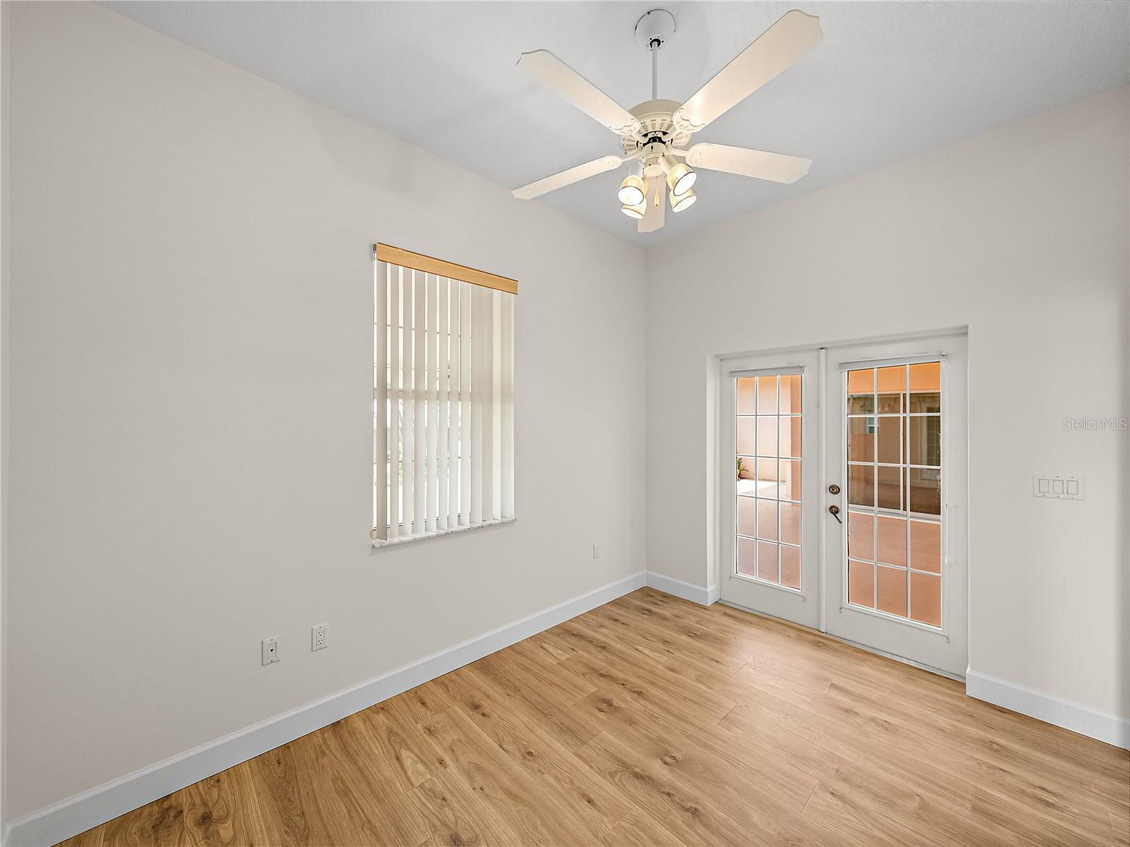 Image 38 of 71 For 113 Harbor Way