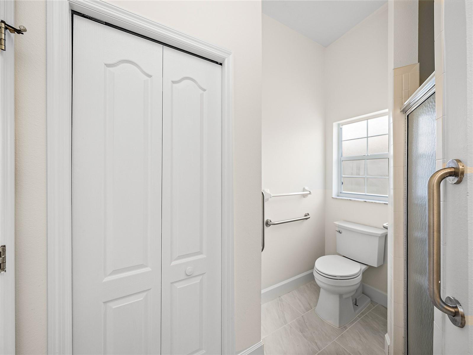 Image 42 of 71 For 113 Harbor Way