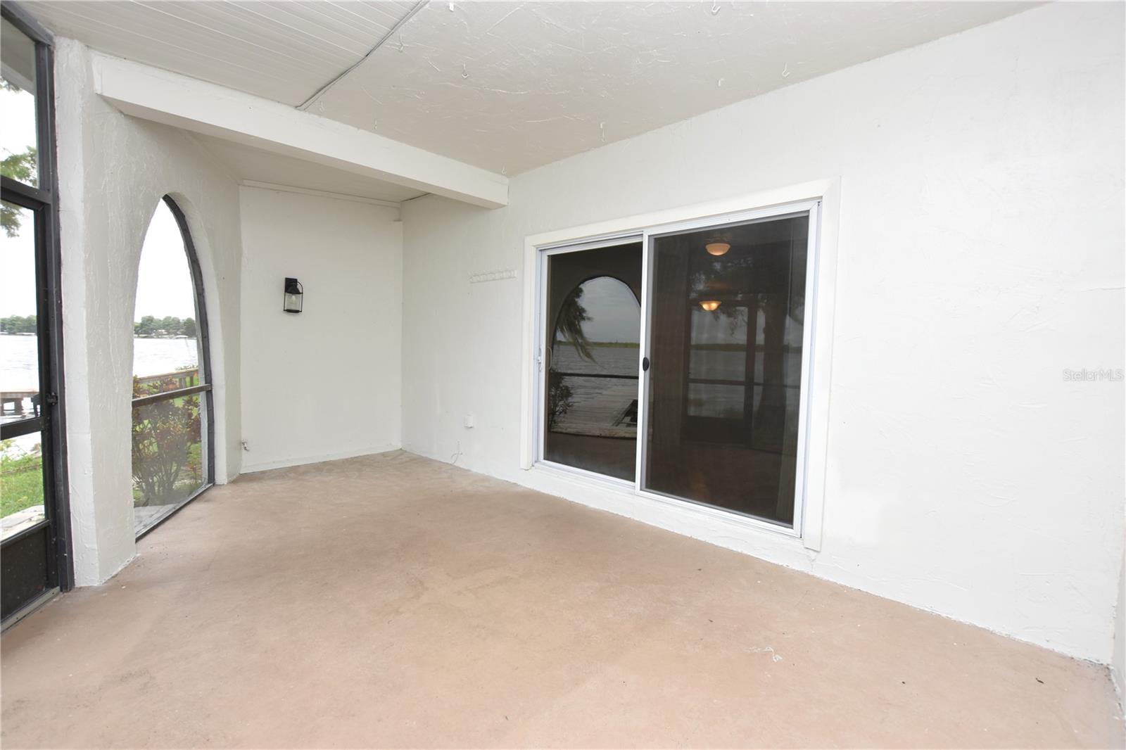 Image 32 of 37 For 2211 9th St Se