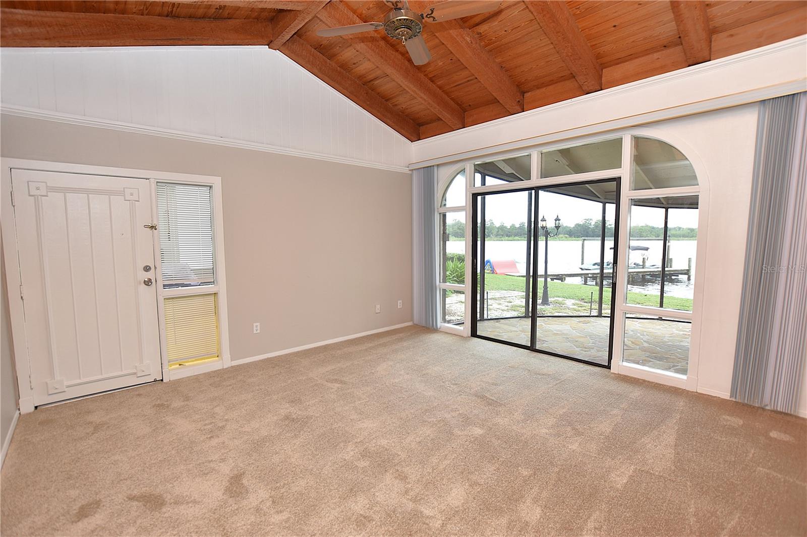 Image 11 of 35 For 2233 9th St Se