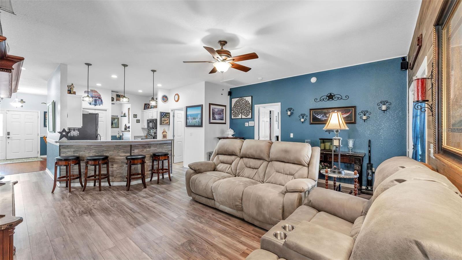 Image 16 of 53 For 8008 Princeton Manor Circle
