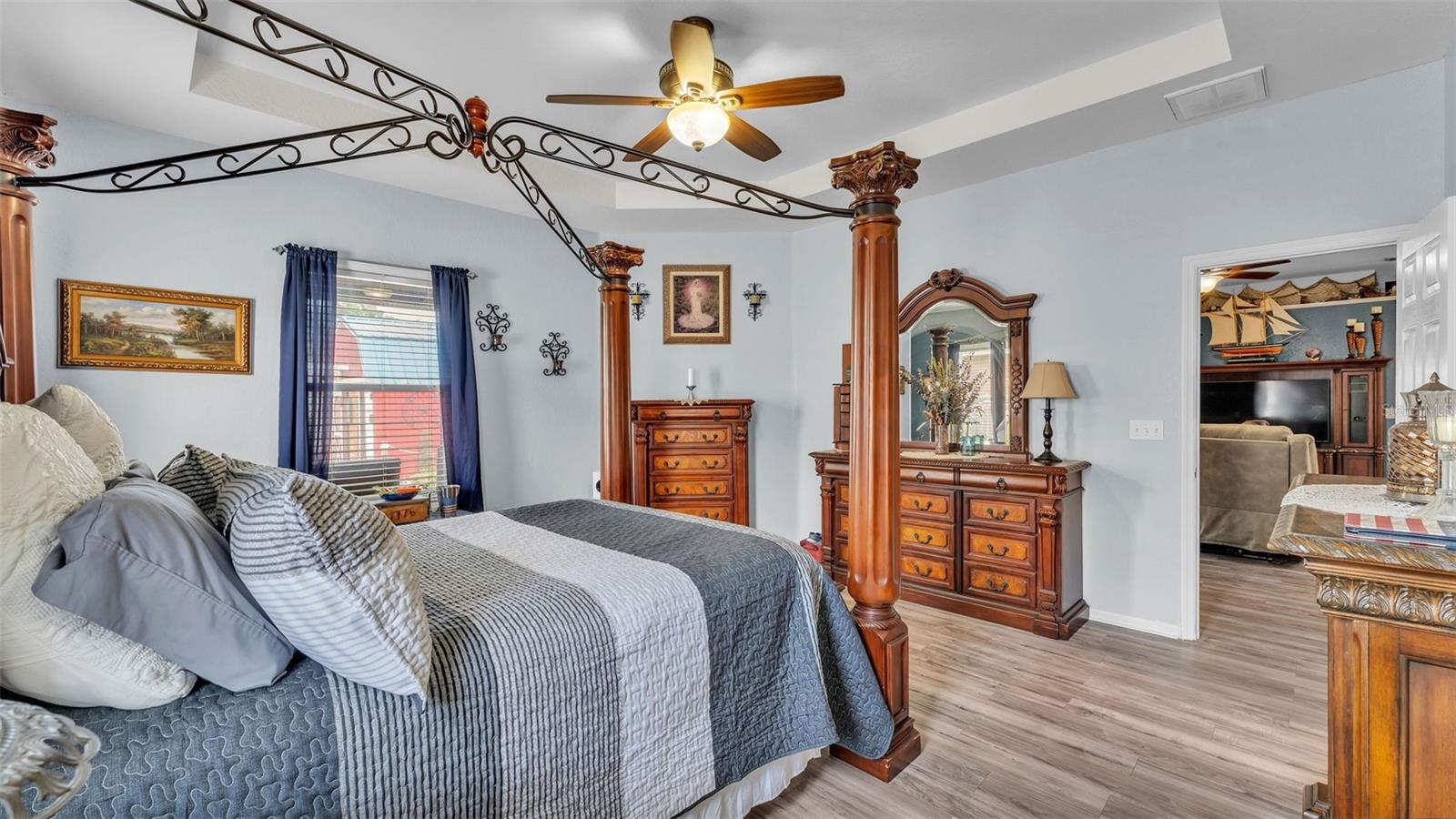 Image 18 of 53 For 8008 Princeton Manor Circle