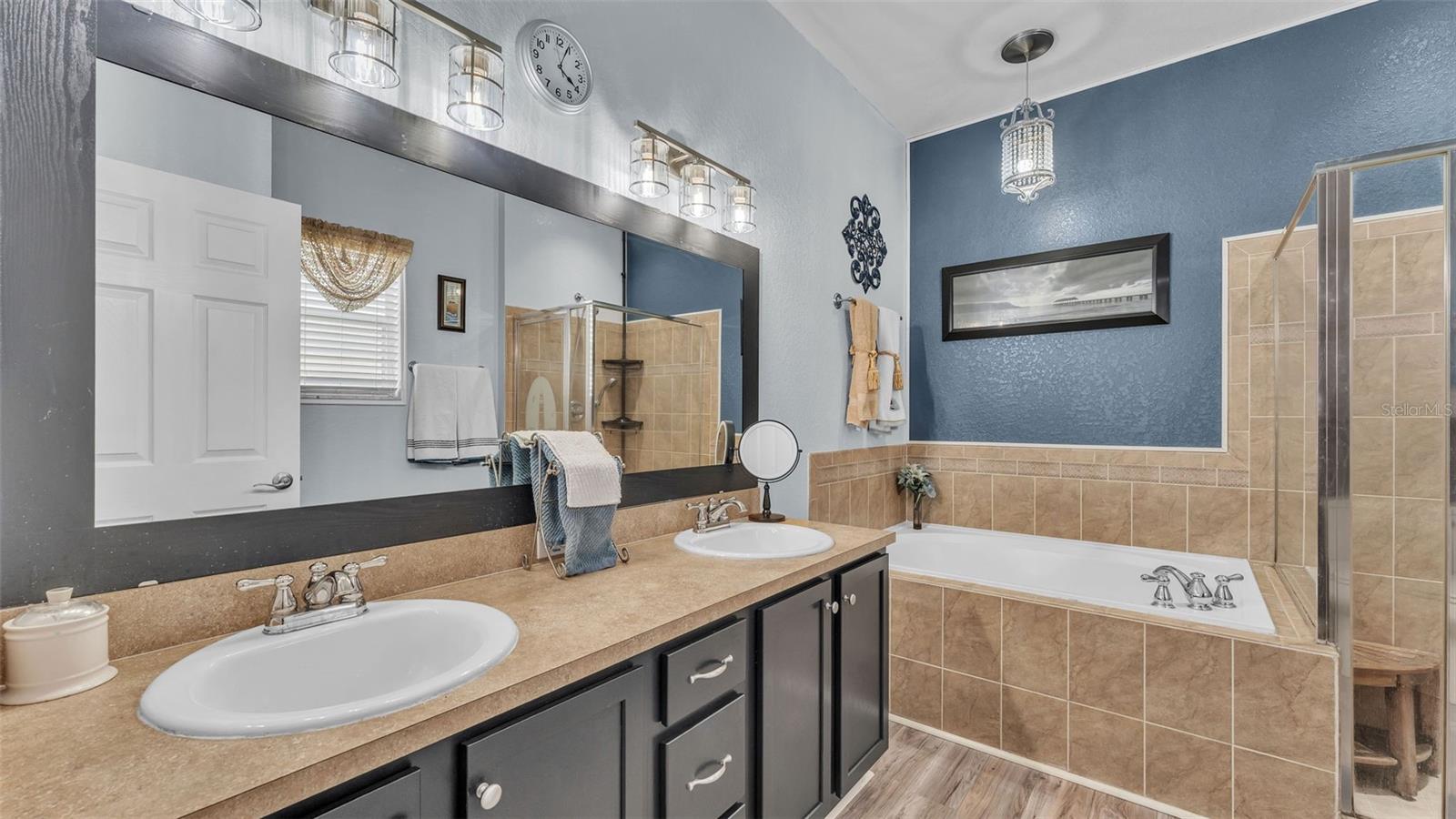 Image 20 of 53 For 8008 Princeton Manor Circle