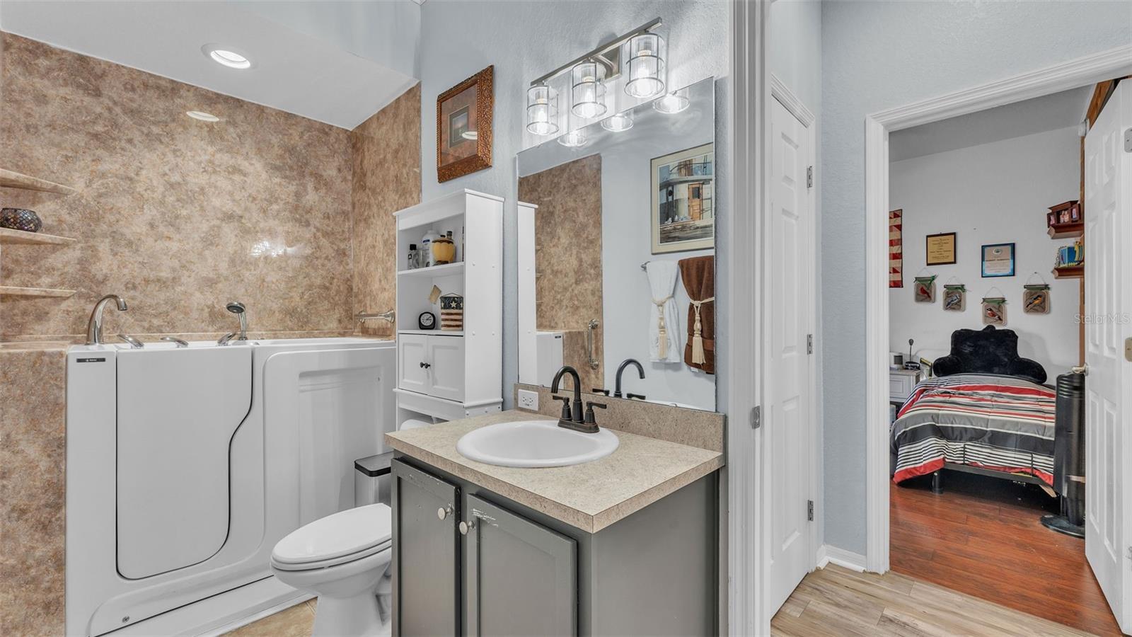 Image 30 of 53 For 8008 Princeton Manor Circle