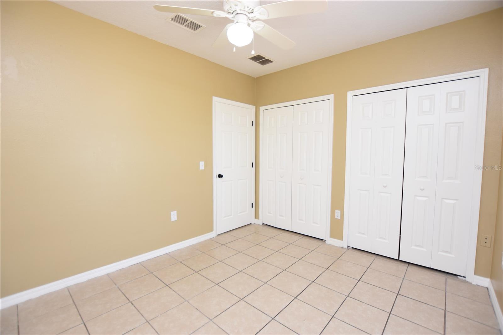 Image 21 of 22 For 982 Cumberland Drive