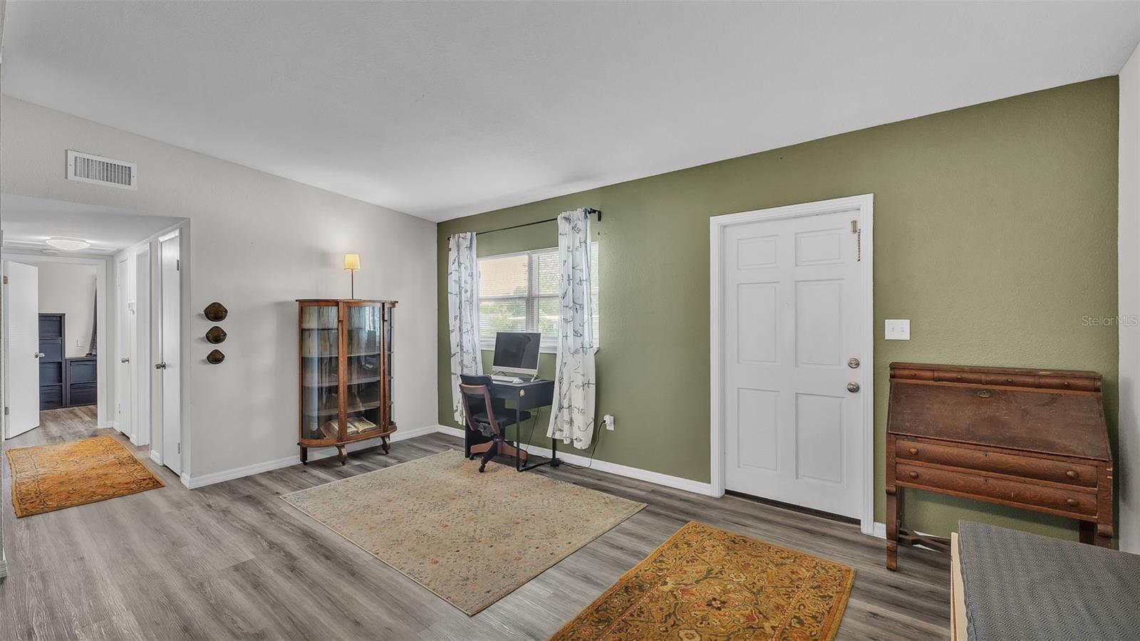 Image 12 of 48 For 505 16th Street Ne