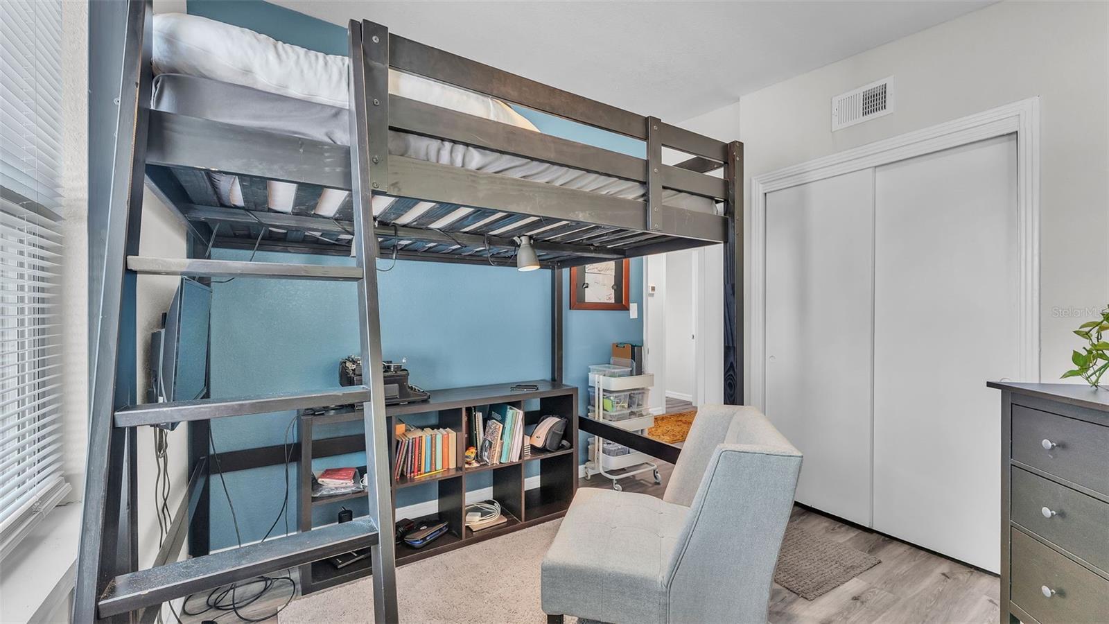 Image 33 of 48 For 505 16th Street Ne