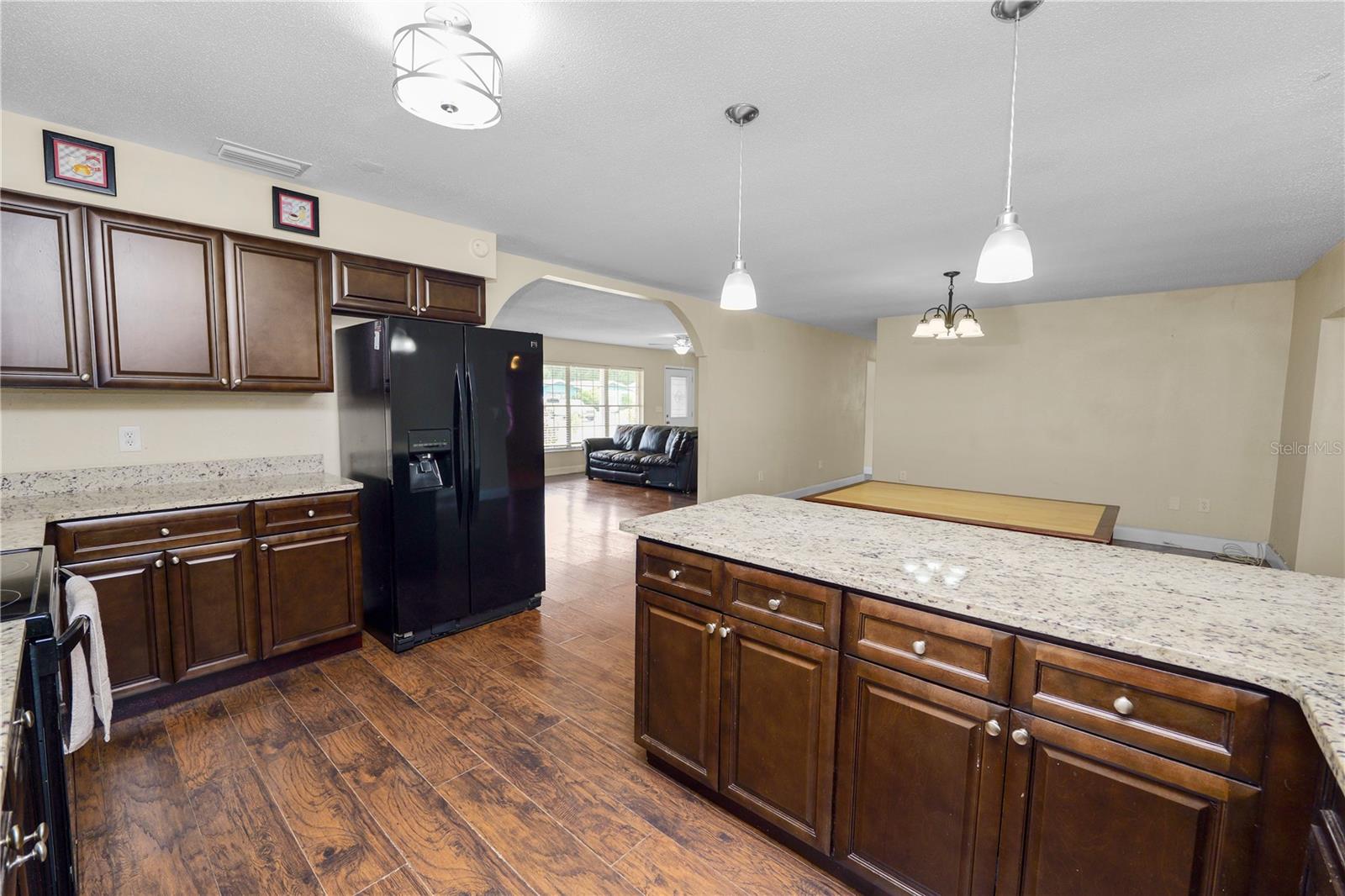 Image 10 of 57 For 1327 Magdalene Court E