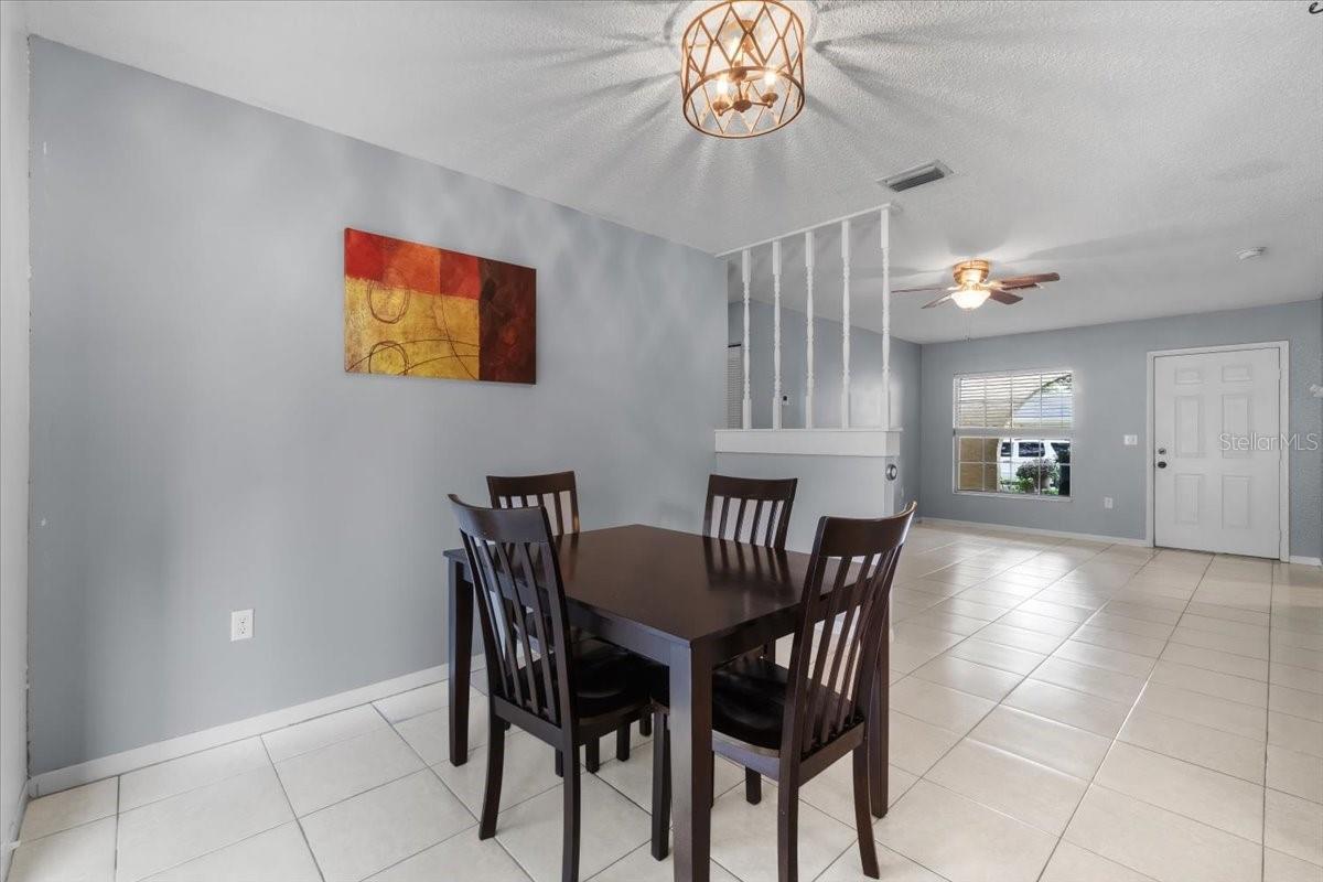 Image 10 of 33 For 2261 Crystal Grove Lane