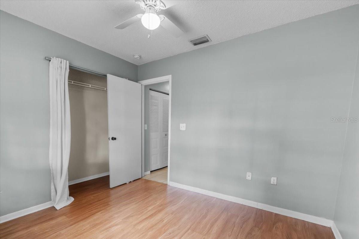 Image 20 of 33 For 2261 Crystal Grove Lane
