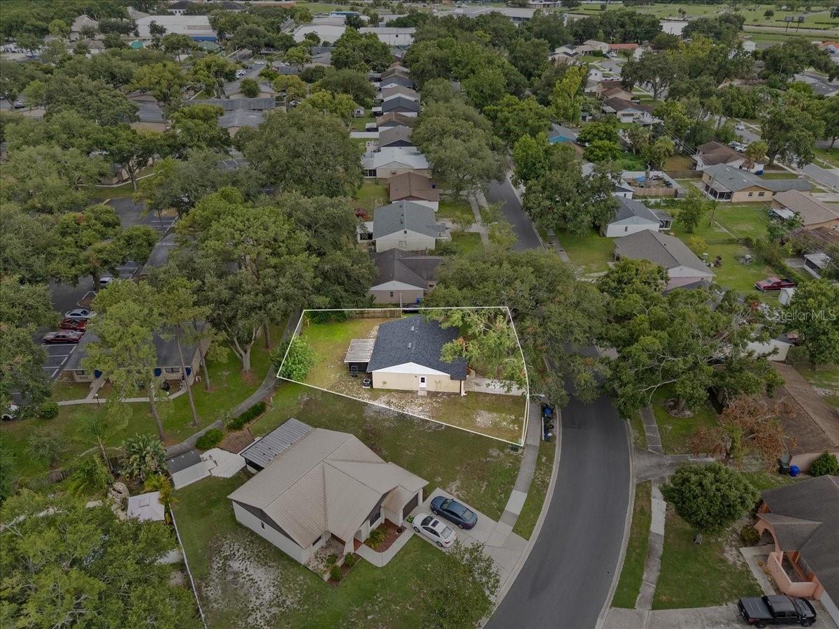 Image 31 of 33 For 2261 Crystal Grove Lane