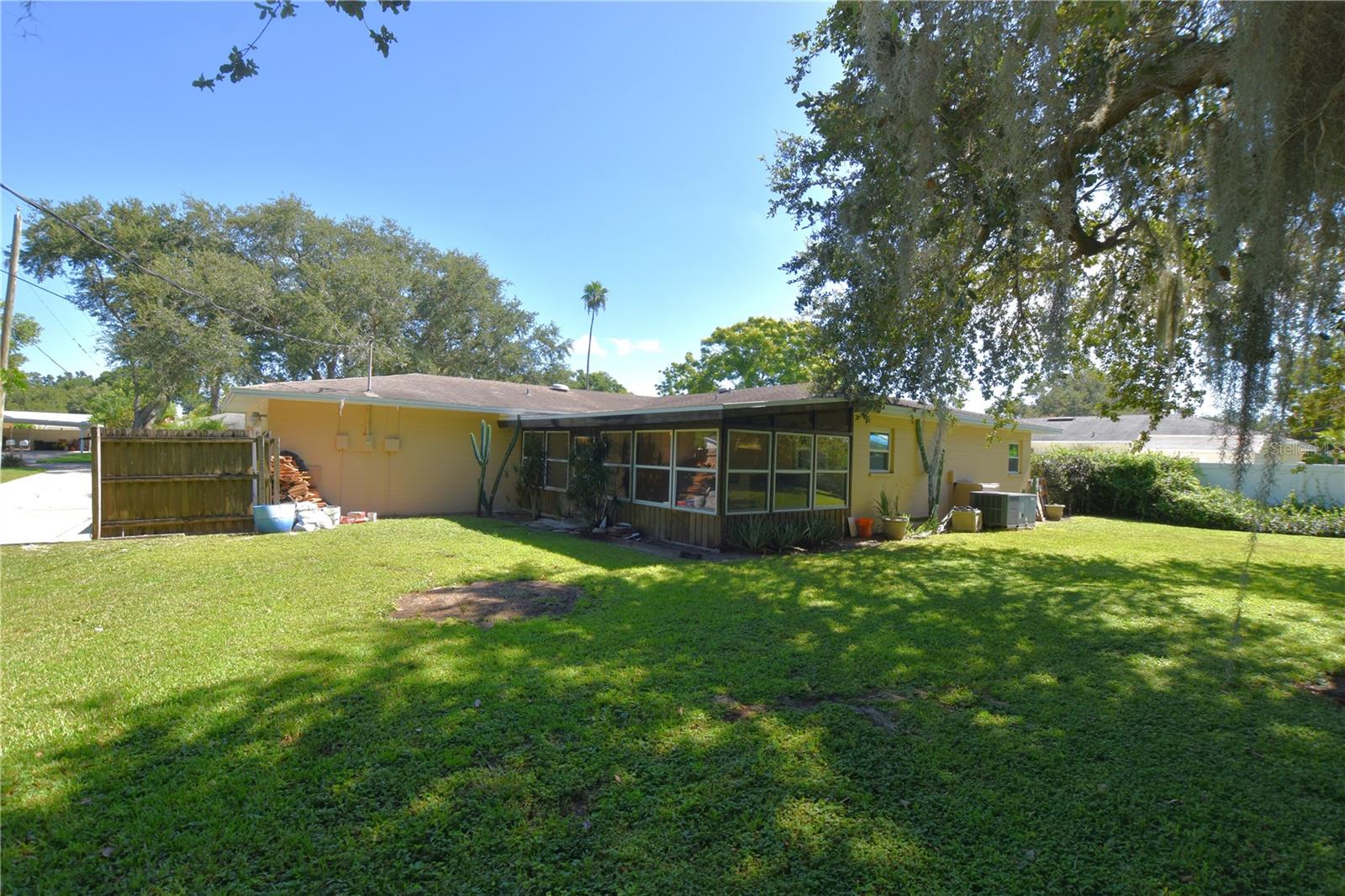 Image 38 of 46 For 1301 Fairlee Street