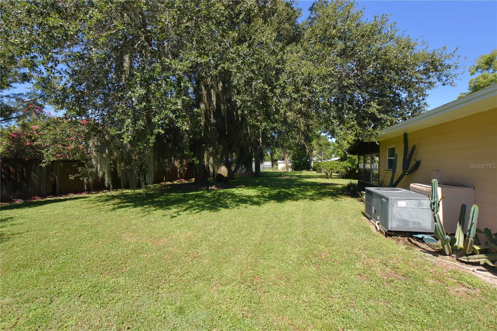 Image 40 of 46 For 1301 Fairlee Street