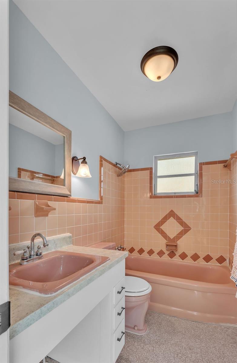 Image 31 of 48 For 1430 Phyllis Street