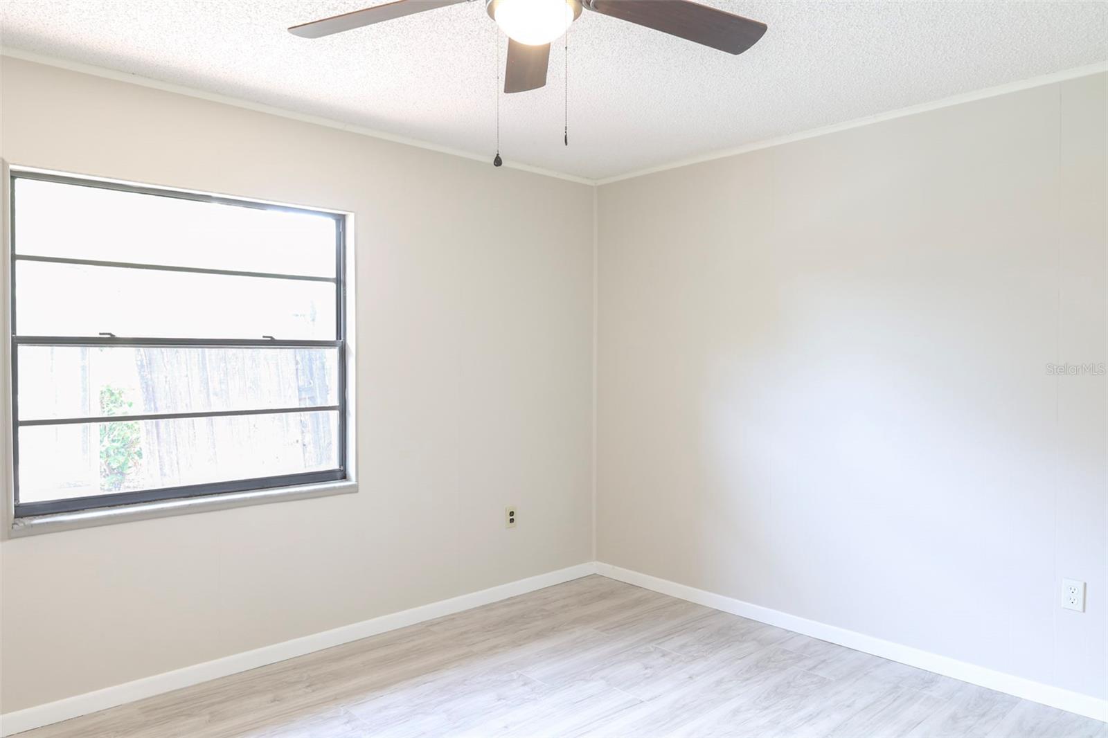 Image 11 of 27 For 2190 Belaire Drive