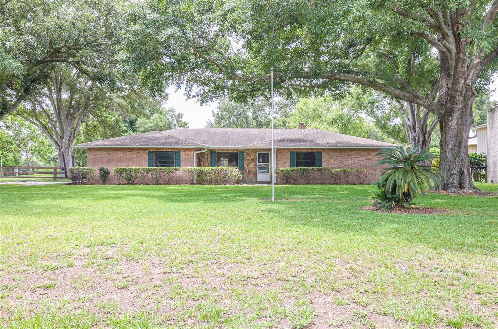 Image 2 of 27 For 2190 Belaire Drive