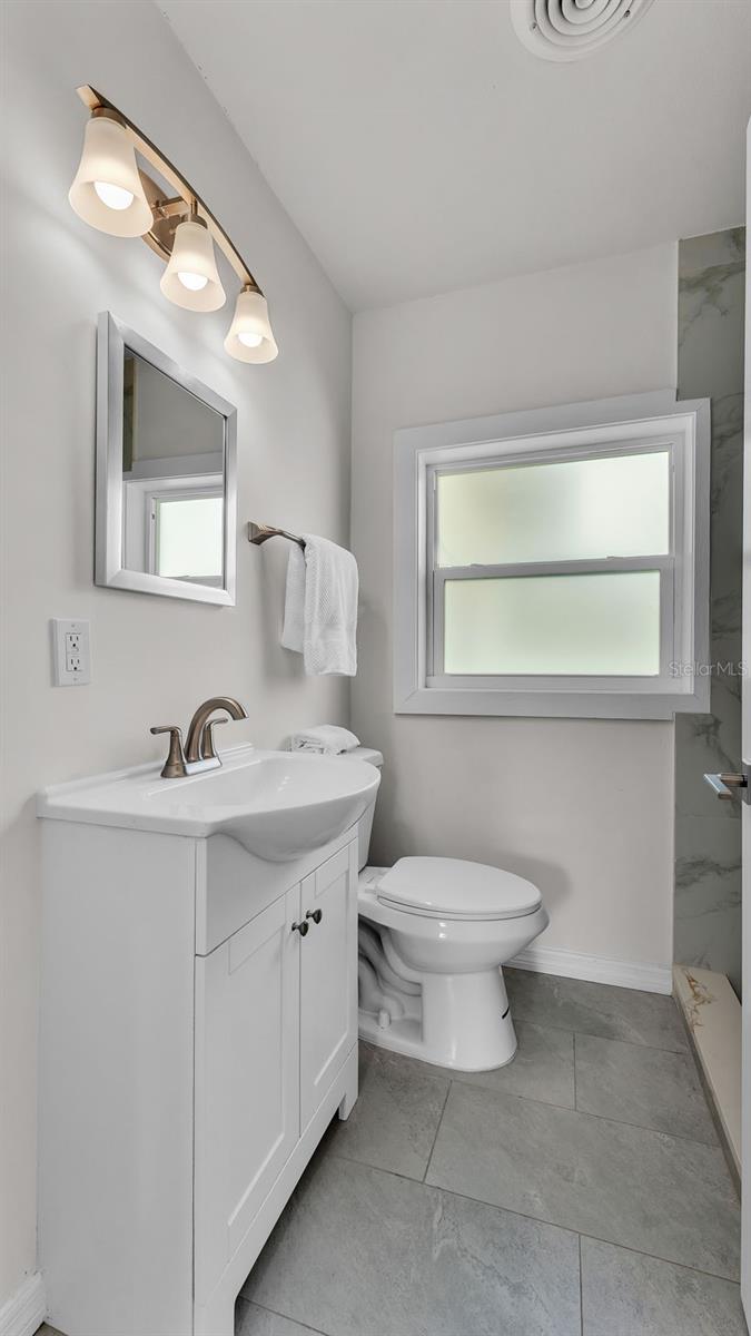 Image 24 of 45 For 3224 Cleveland Heights Boulevard